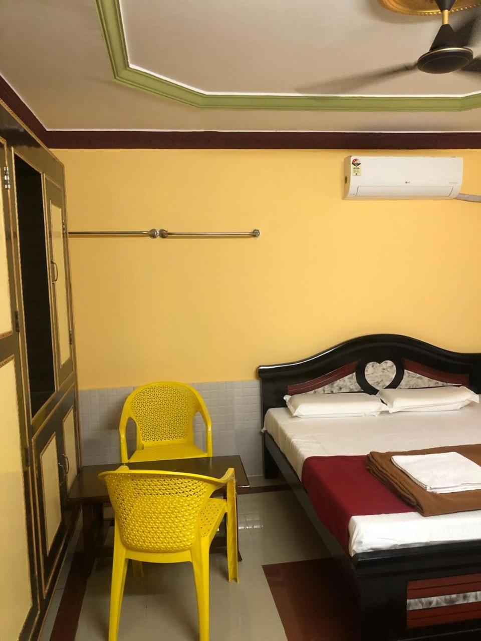 Kodali Homestays