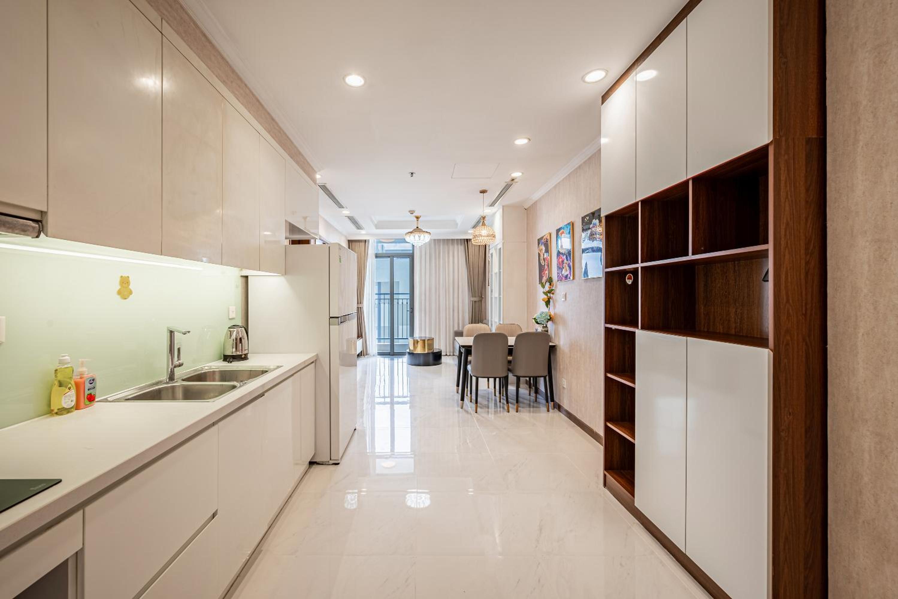 Luxury Apartment at Vinhomes Central Park