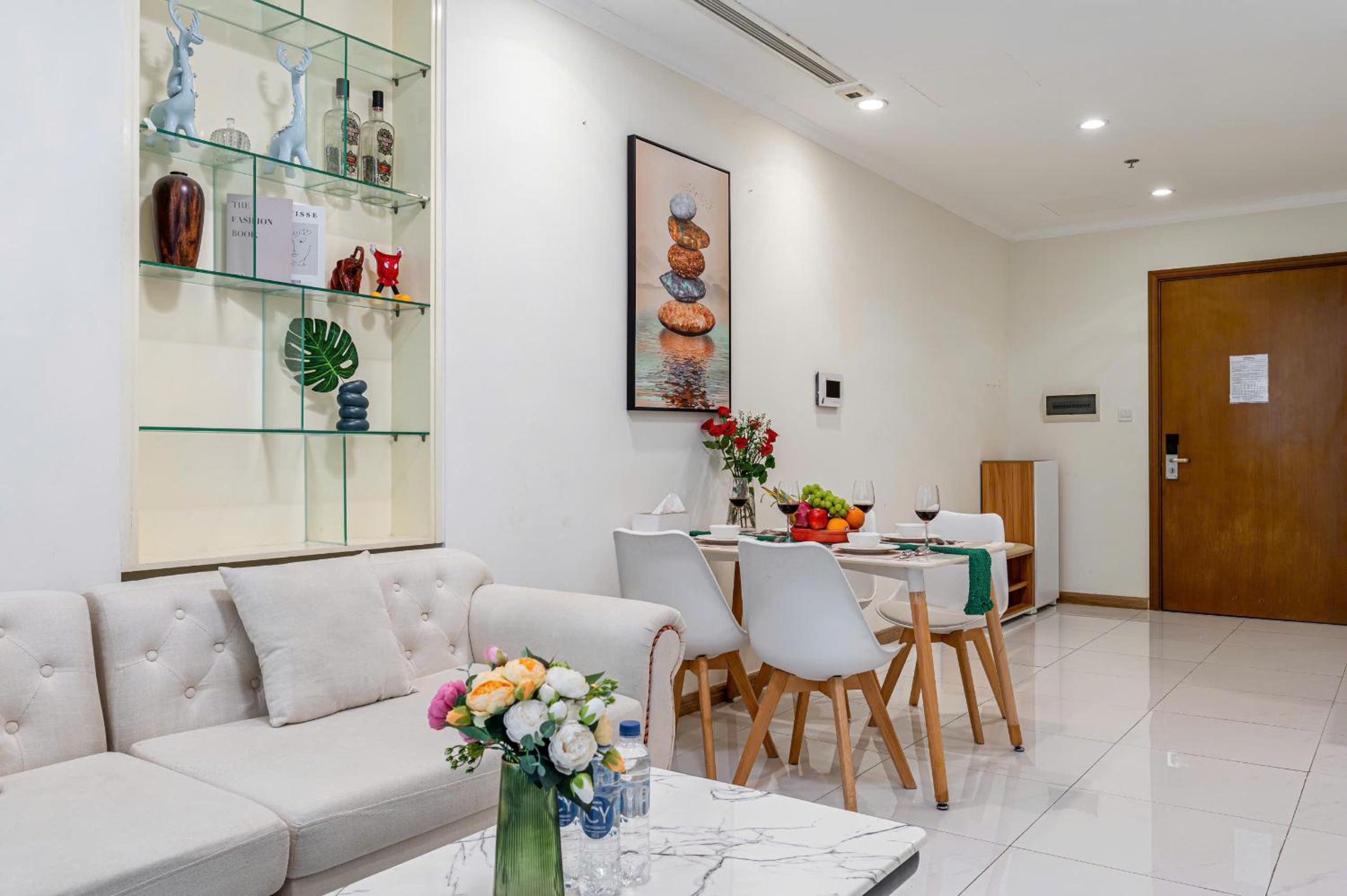 Luxury Apartment at Vinhomes Central Park