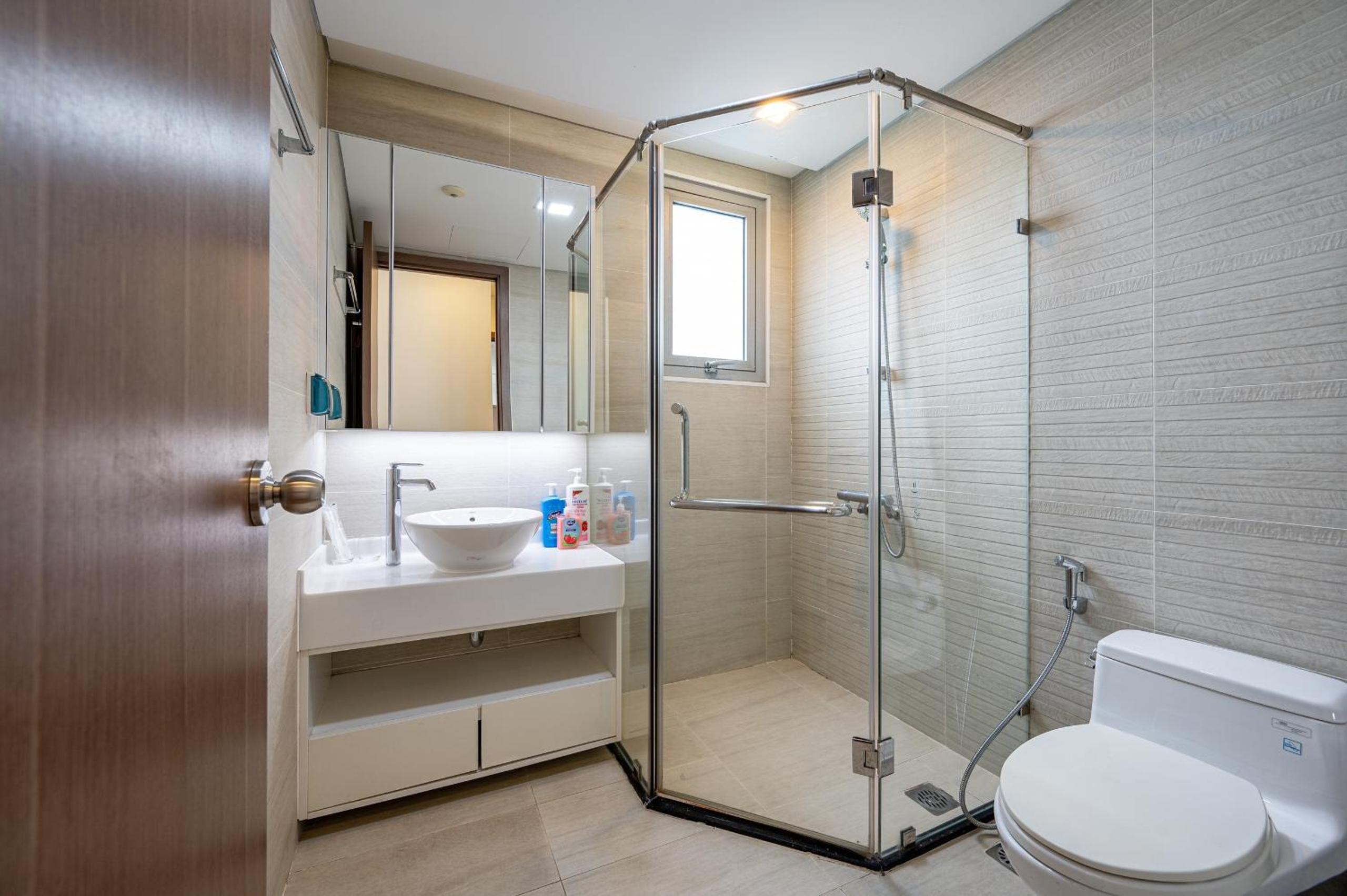 Luxury Apartment at Vinhomes Central Park
