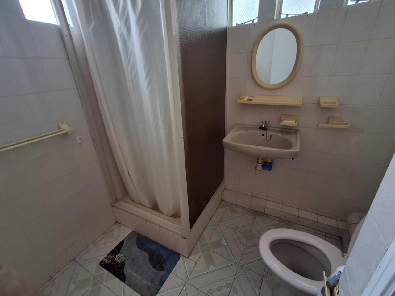 Beachfront Villa 4 bedrooms - Direct Ocean Access Sunset Views