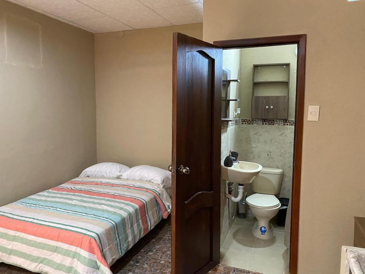Estudio cómodo en Garzota, cerca del aeropuerto