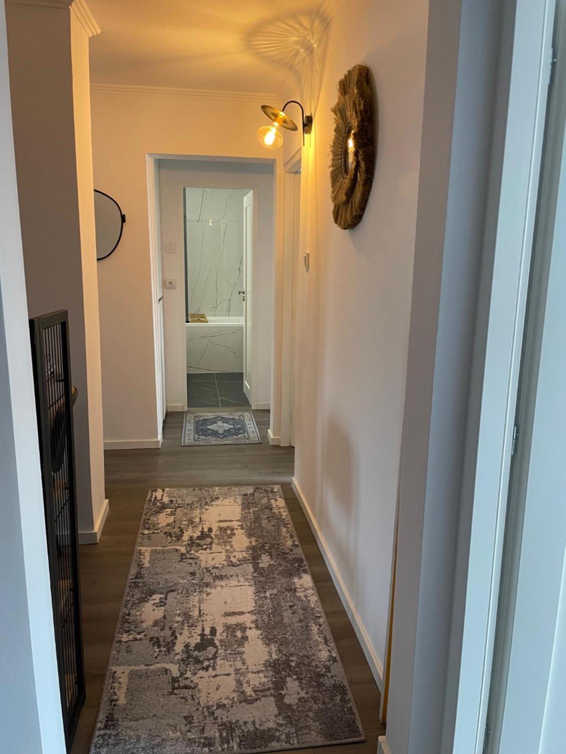 Luxury Apartment with FREE PARKING