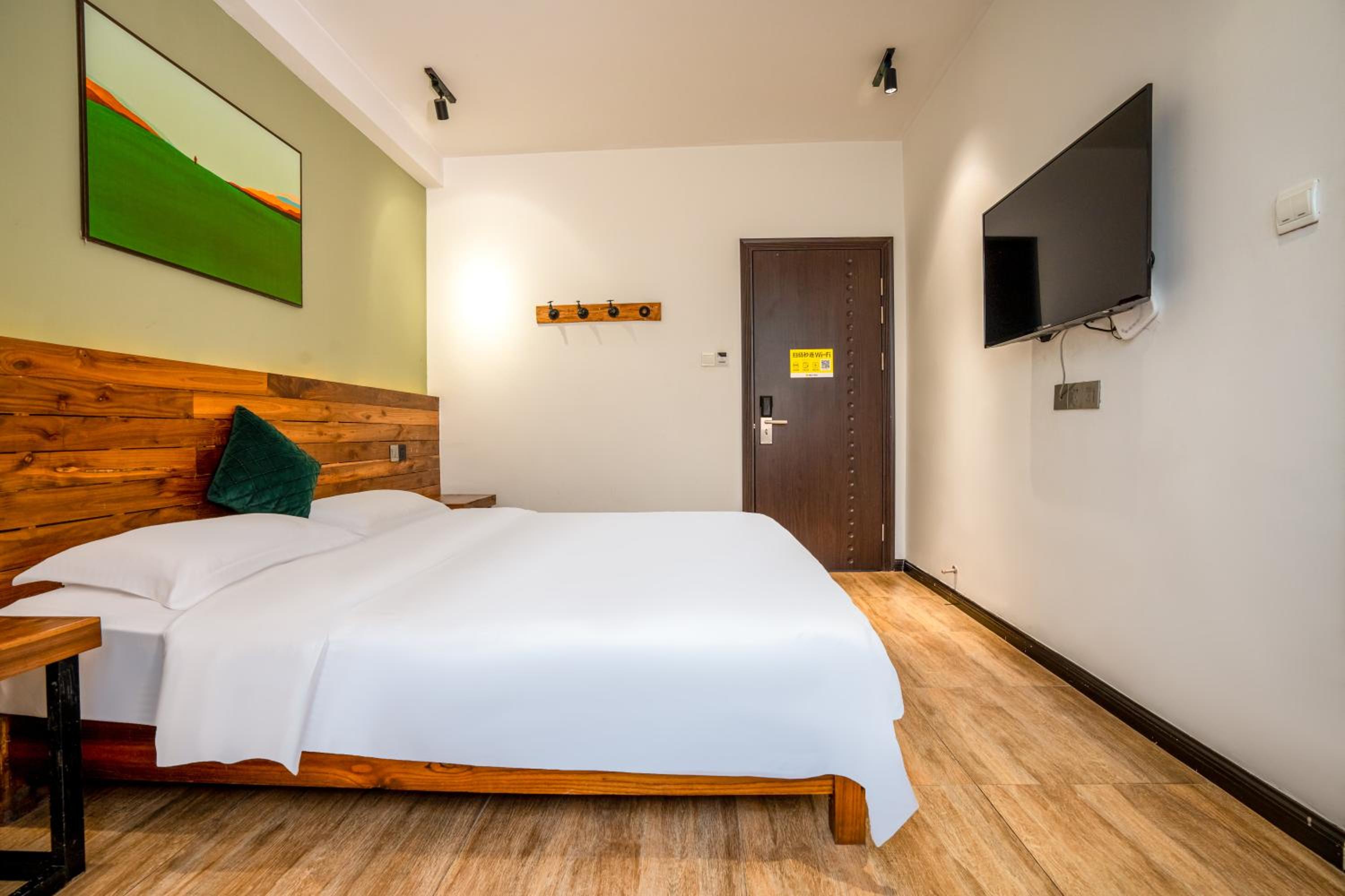 Tianmenshan Loft Art Inn