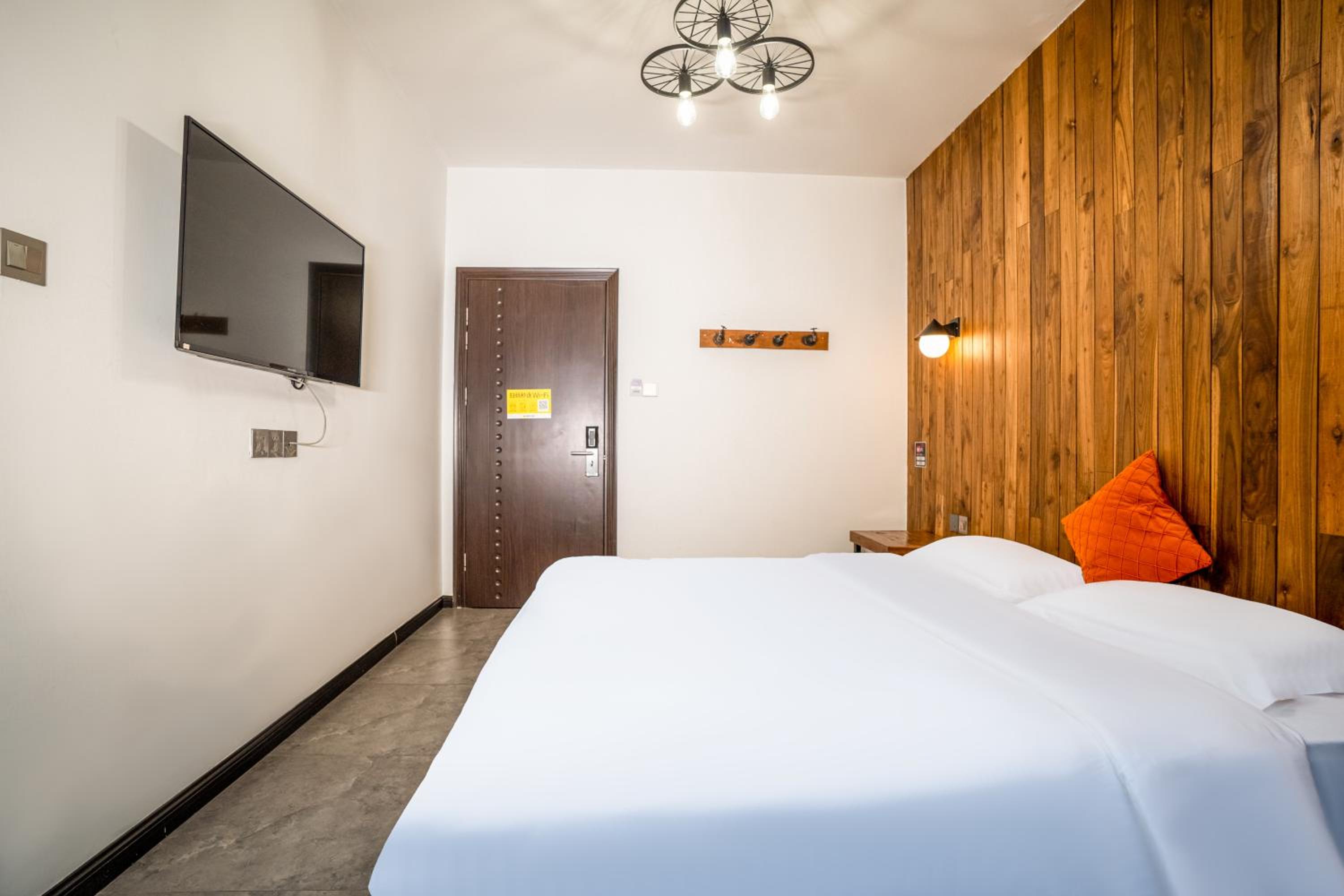 Tianmenshan Loft Art Inn