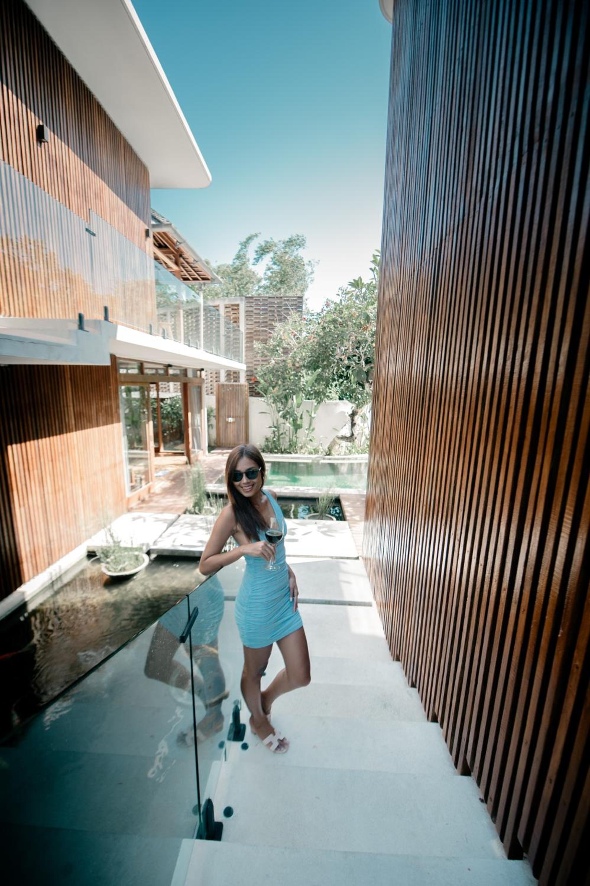 Payapaya Seminyak luxury vila 4 BR near beach potato head