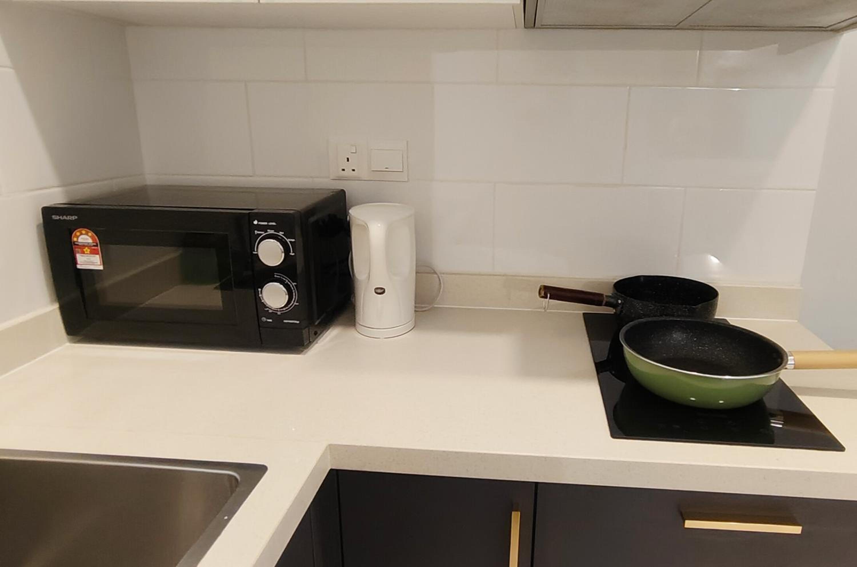 Arte Cheras KL CityView, NearMRT, Netflix, 8 pax, Wifi