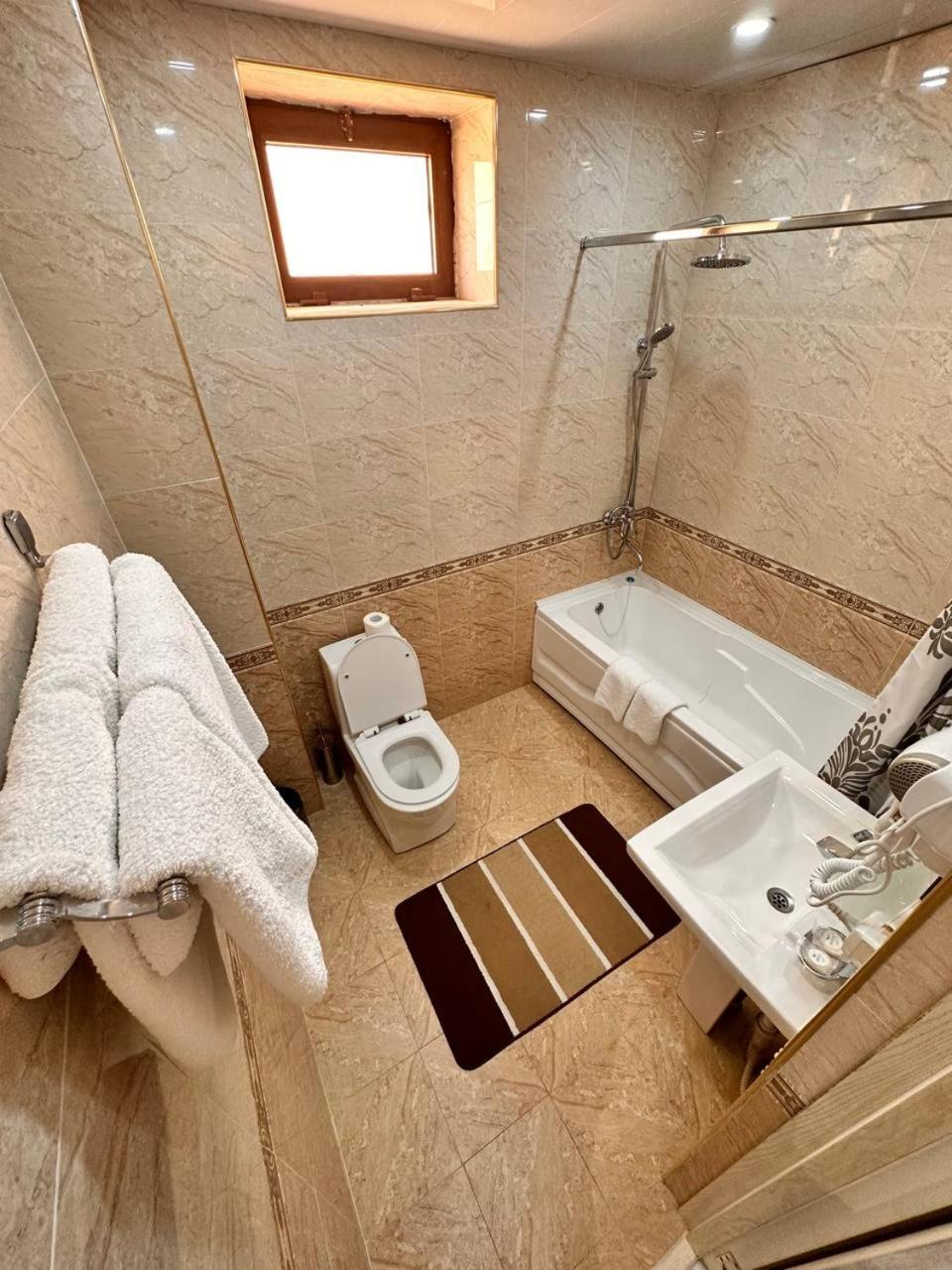 Afsona guest house