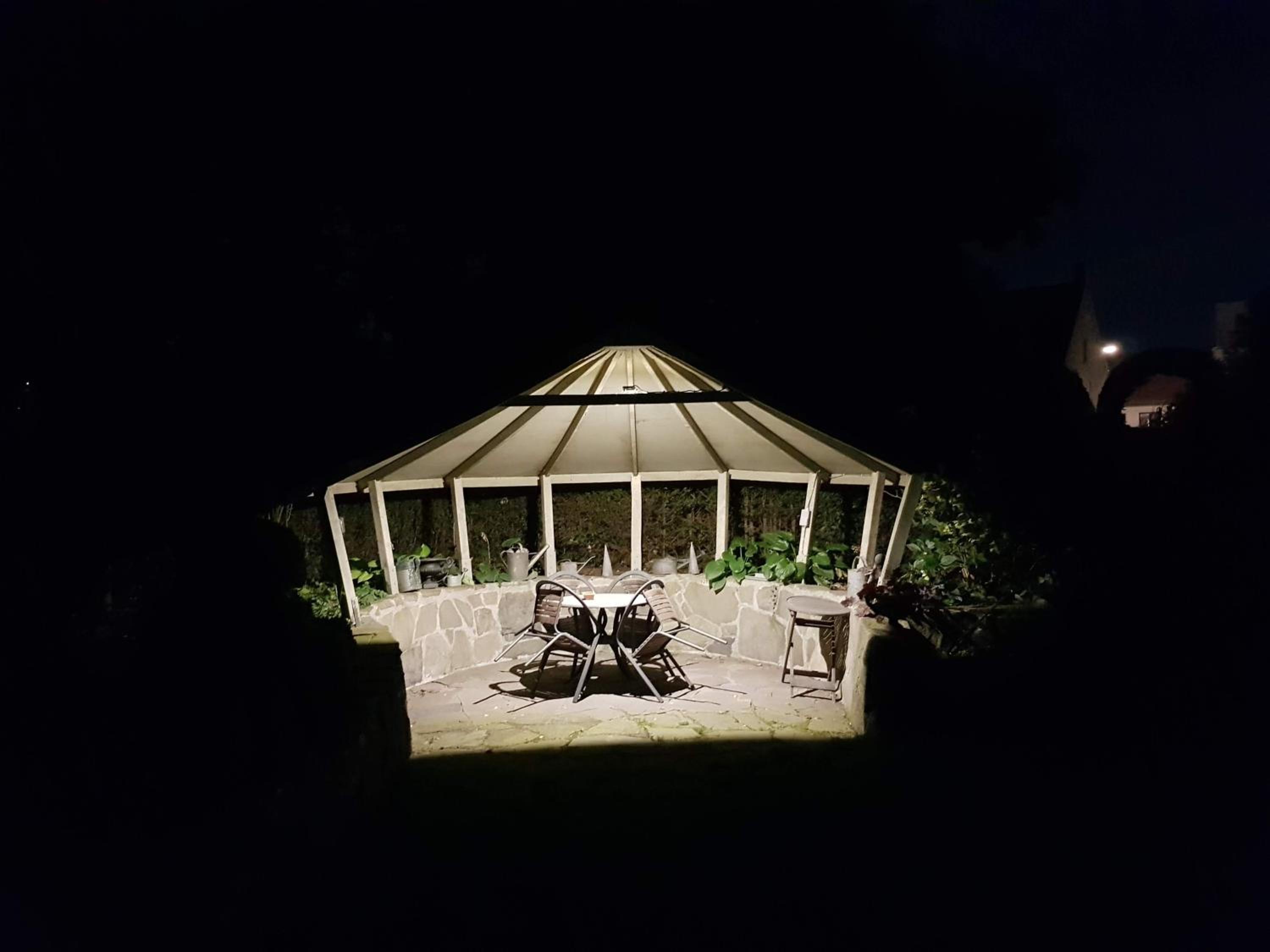 Gemütliches Haus Mit Eingezäuntem Garten