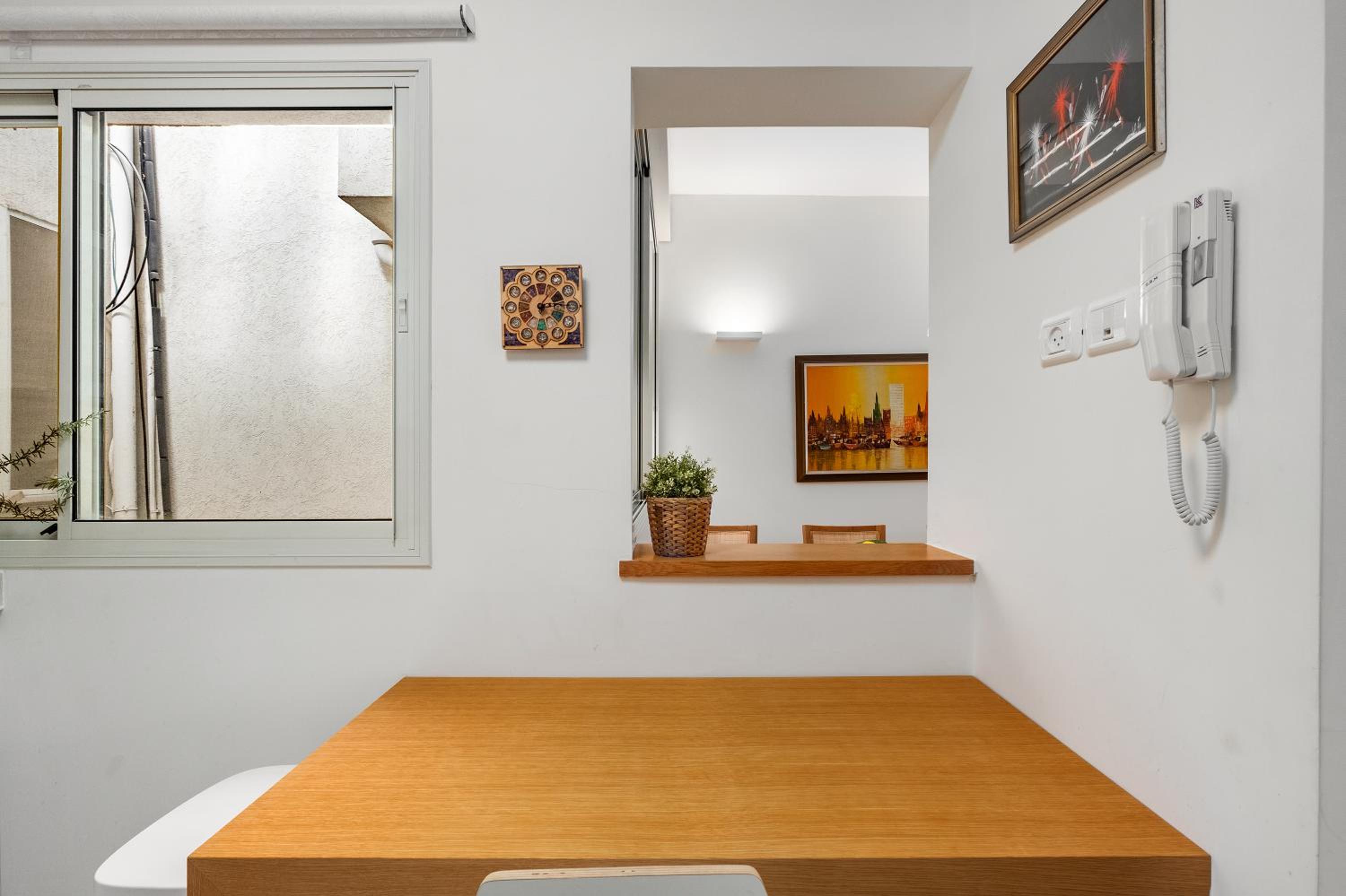 Chic Bright Urban Escape view 3