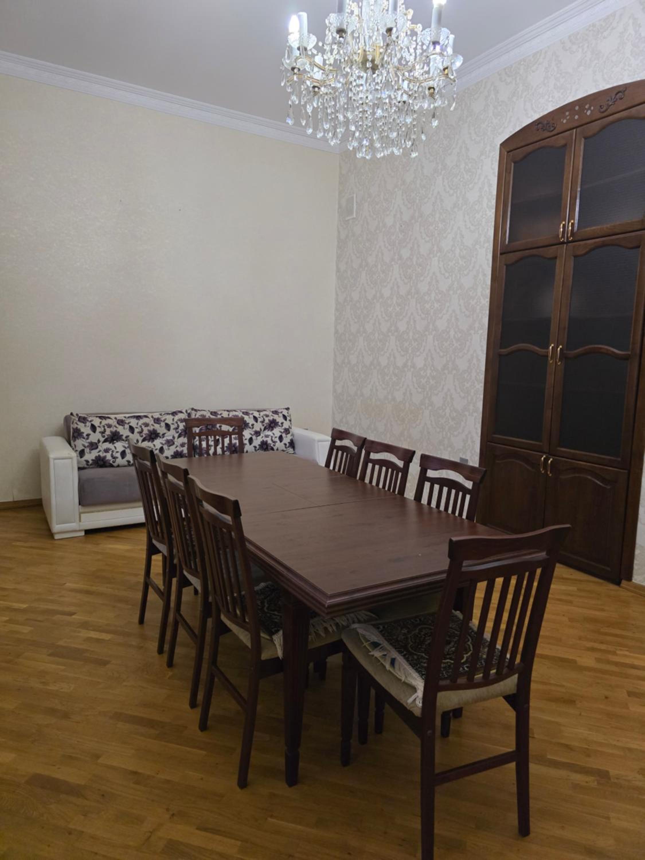 Cozy 2 Bedroom Apartment inCentral Baku Self Check-in 24 hours