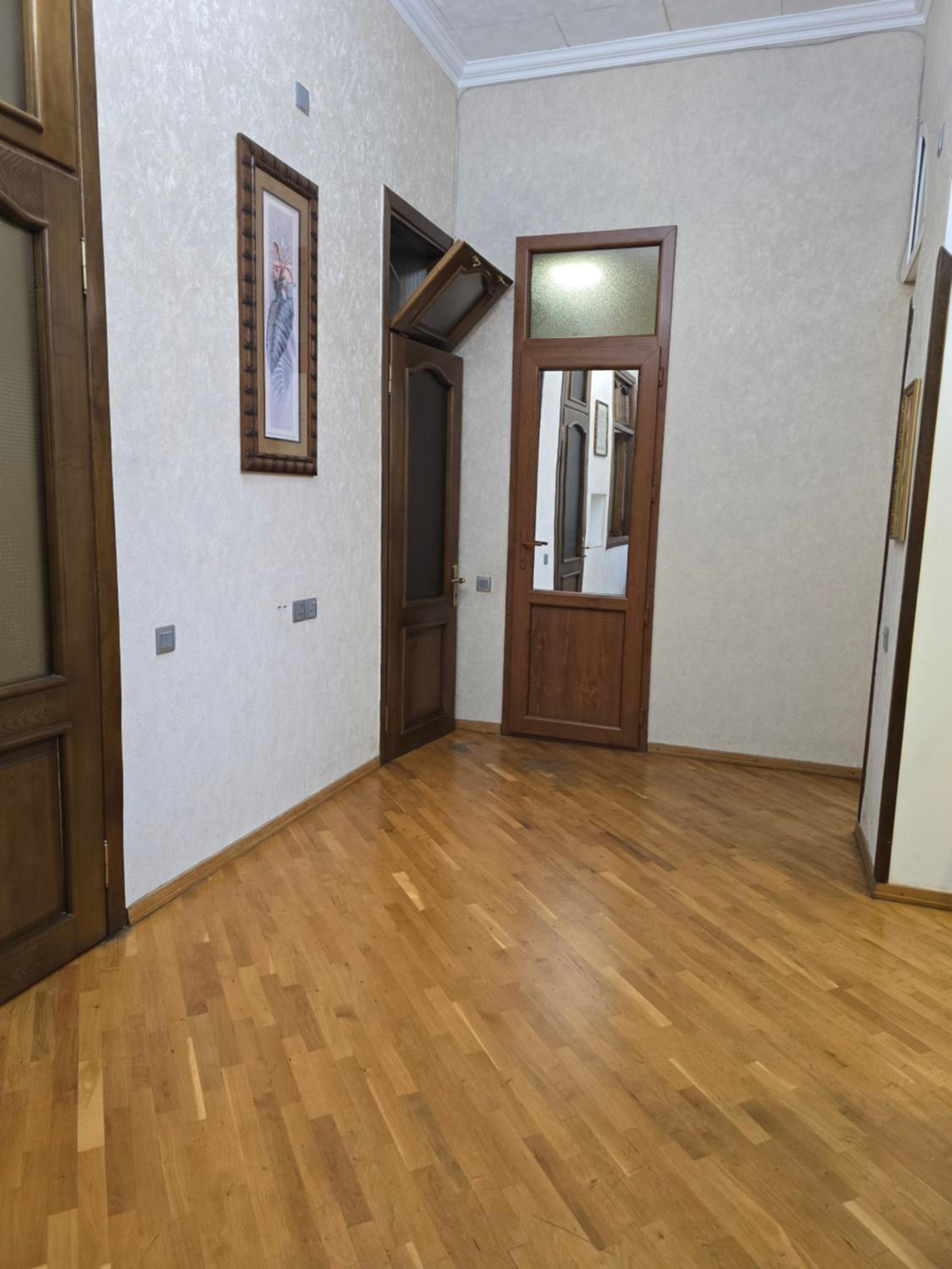 Cozy 2 Bedroom Apartment inCentral Baku Self Check-in 24 hours