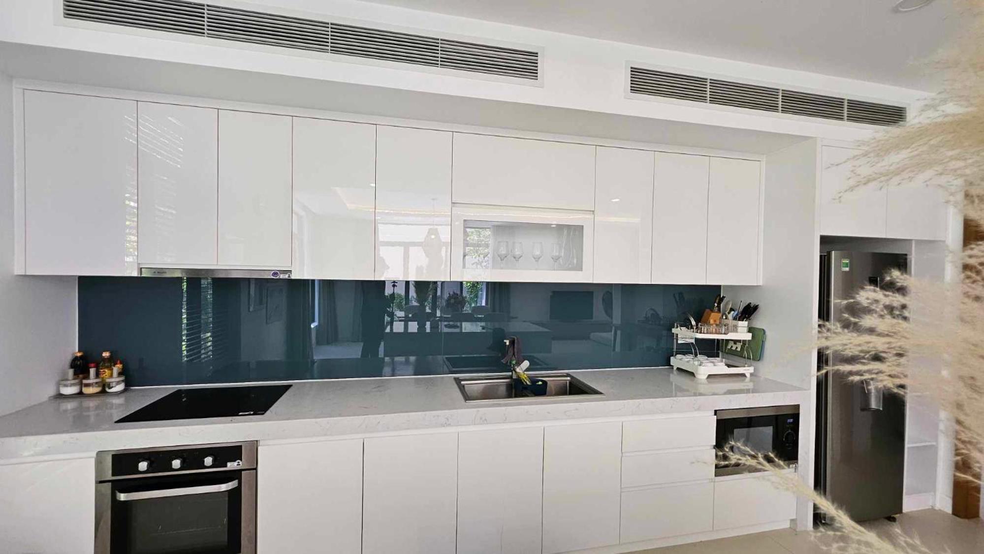 Seascape Villas In Long Beach Cam Ranh