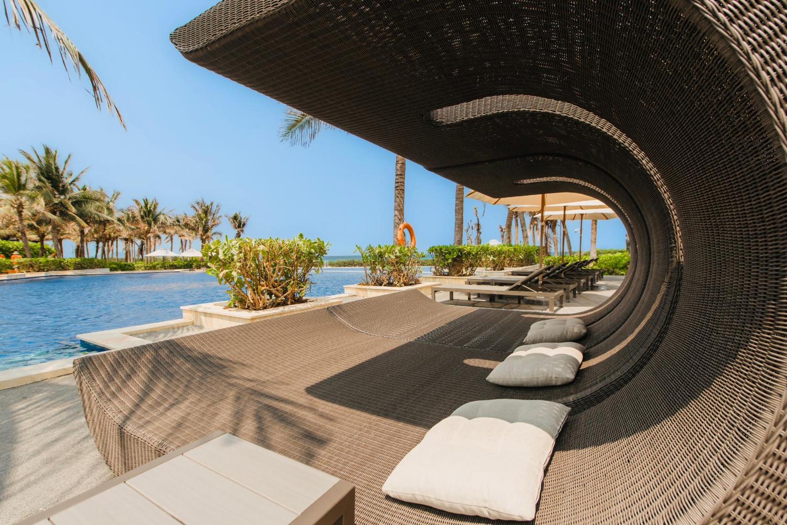 Seascape Villas In Long Beach Cam Ranh