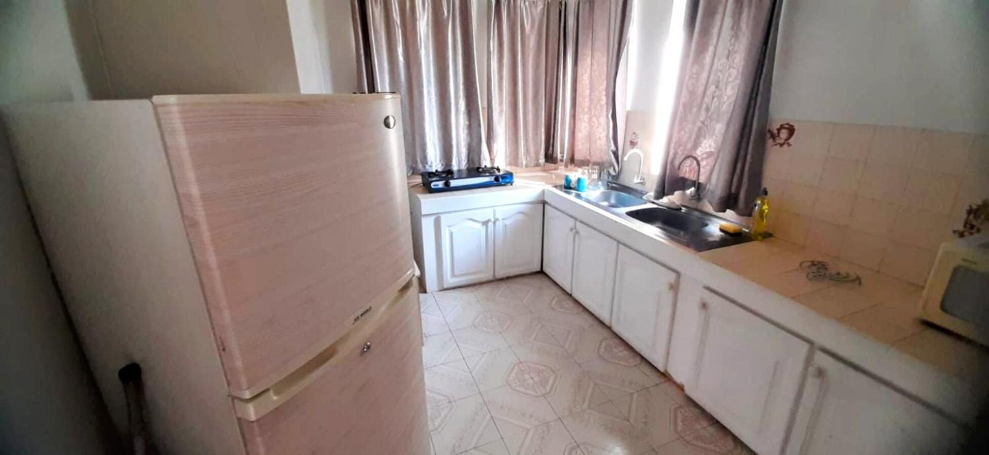 Beachfront Villa 4 bedrooms - Direct Ocean Access Sunset Views