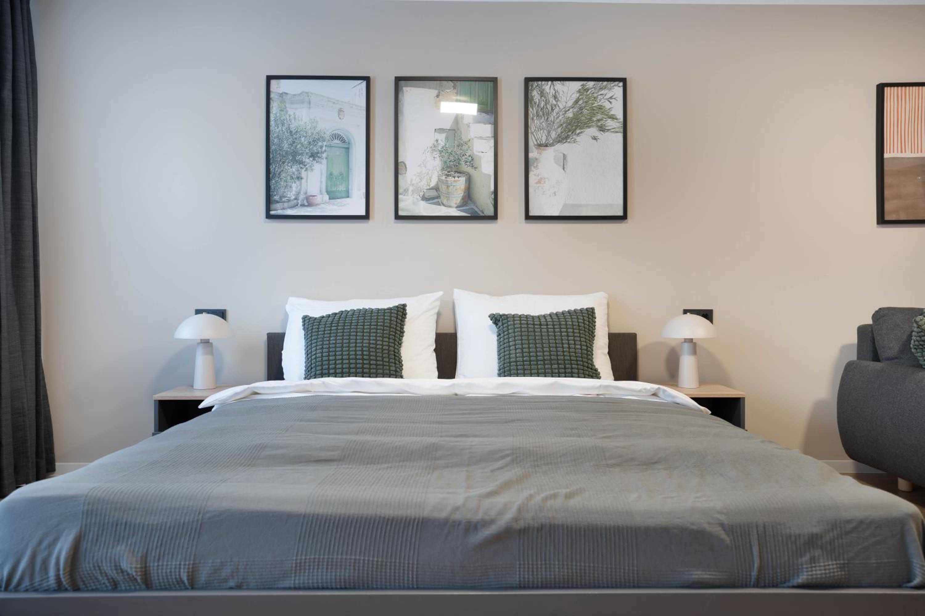 Central Bonn Apartments I home2share