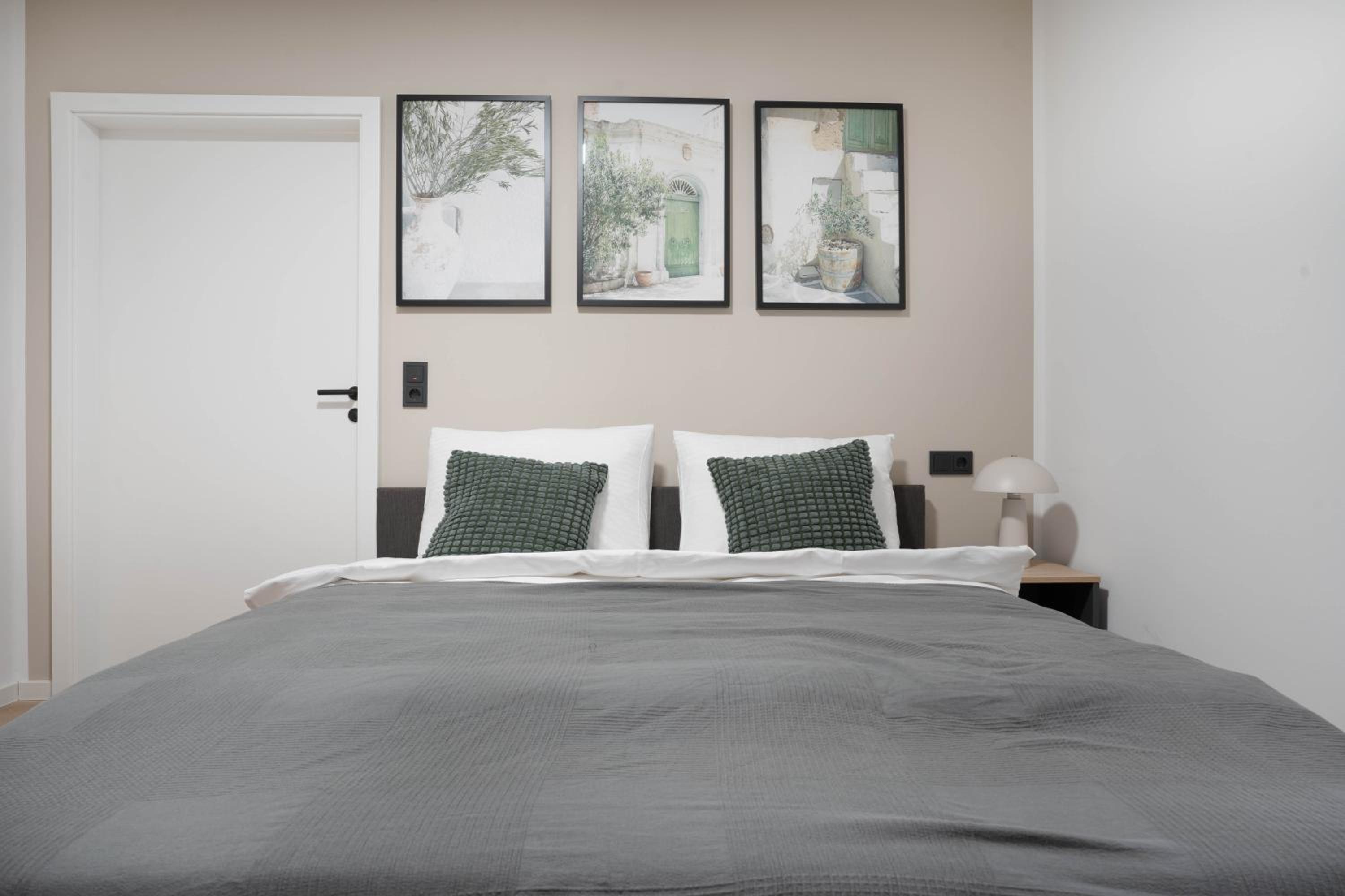 Central Bonn Apartments I home2share