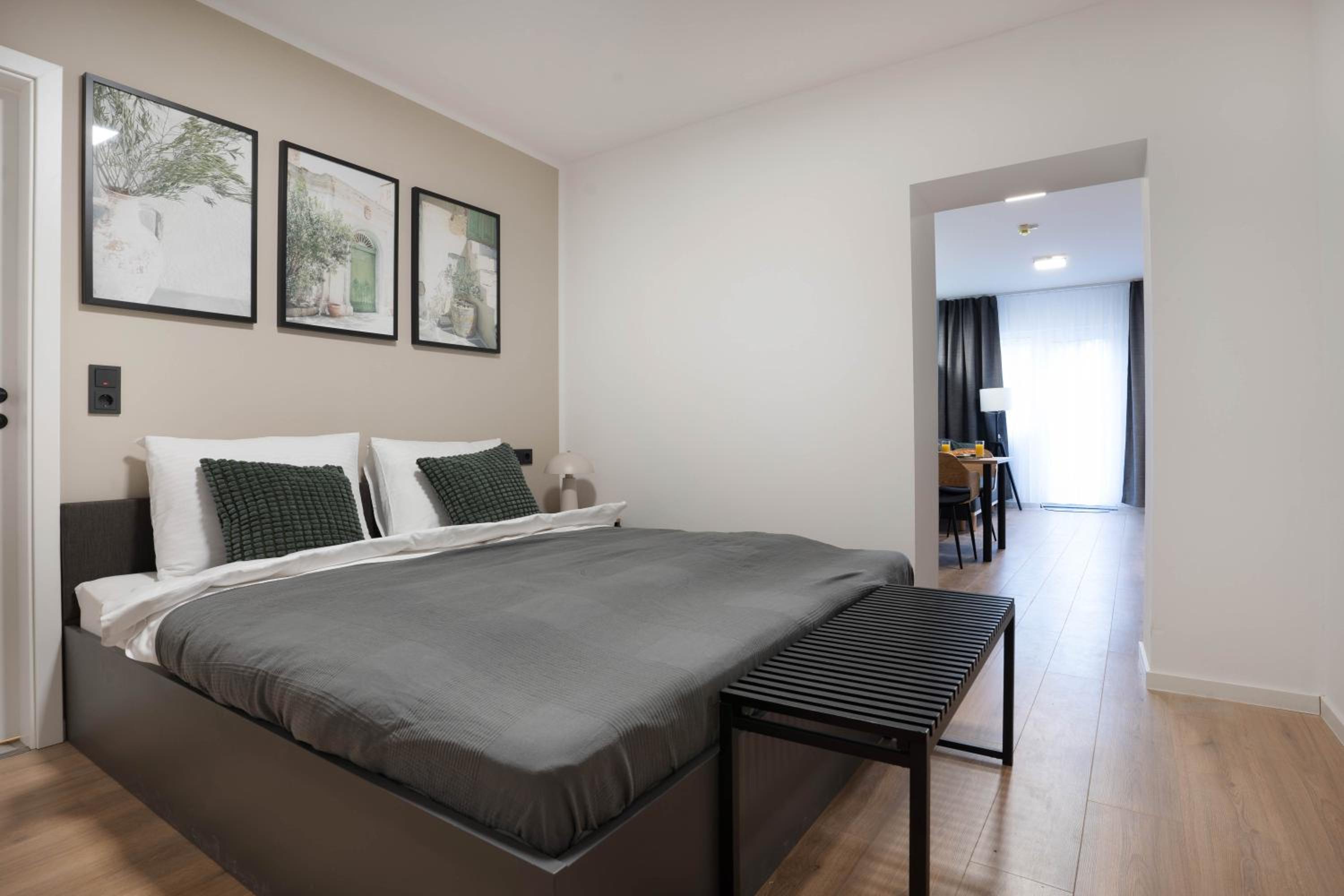 Central Bonn Apartments I home2share
