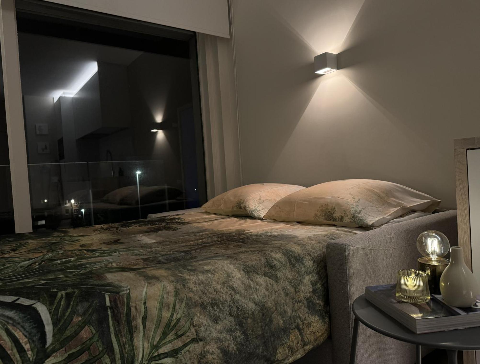 ZeeNest - Stijlvolle studio met terras nabij de zee