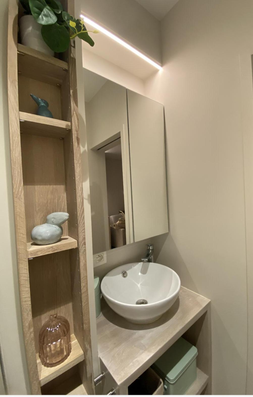 ZeeNest - Stijlvolle studio met terras nabij de zee