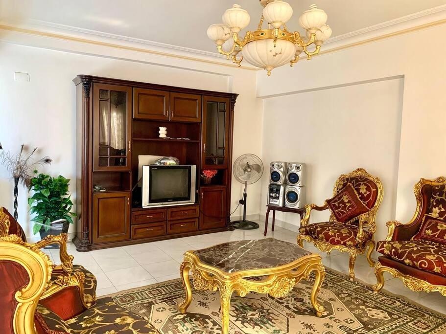 Al Madinah AL Munawara Building