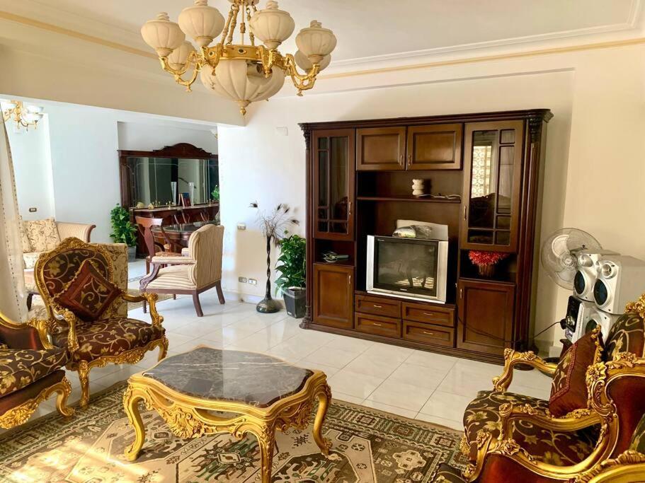Al Madinah AL Munawara Building