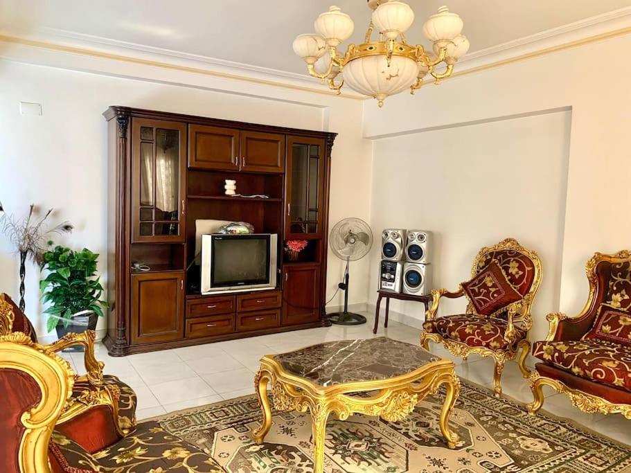 Al Madinah AL Munawara Building