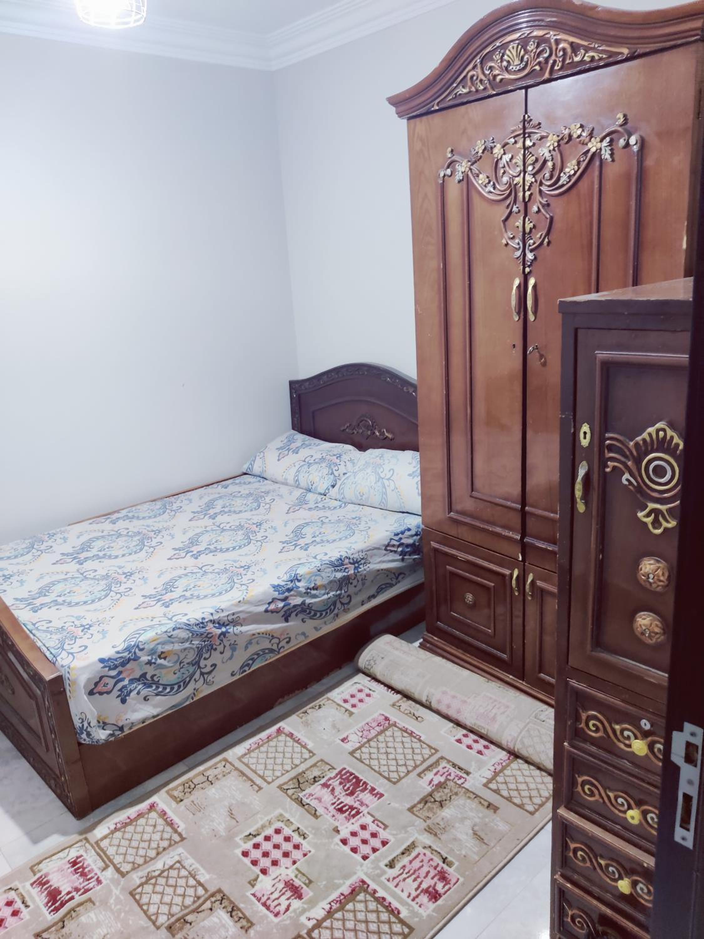 Affordable rooms for ladies and couples