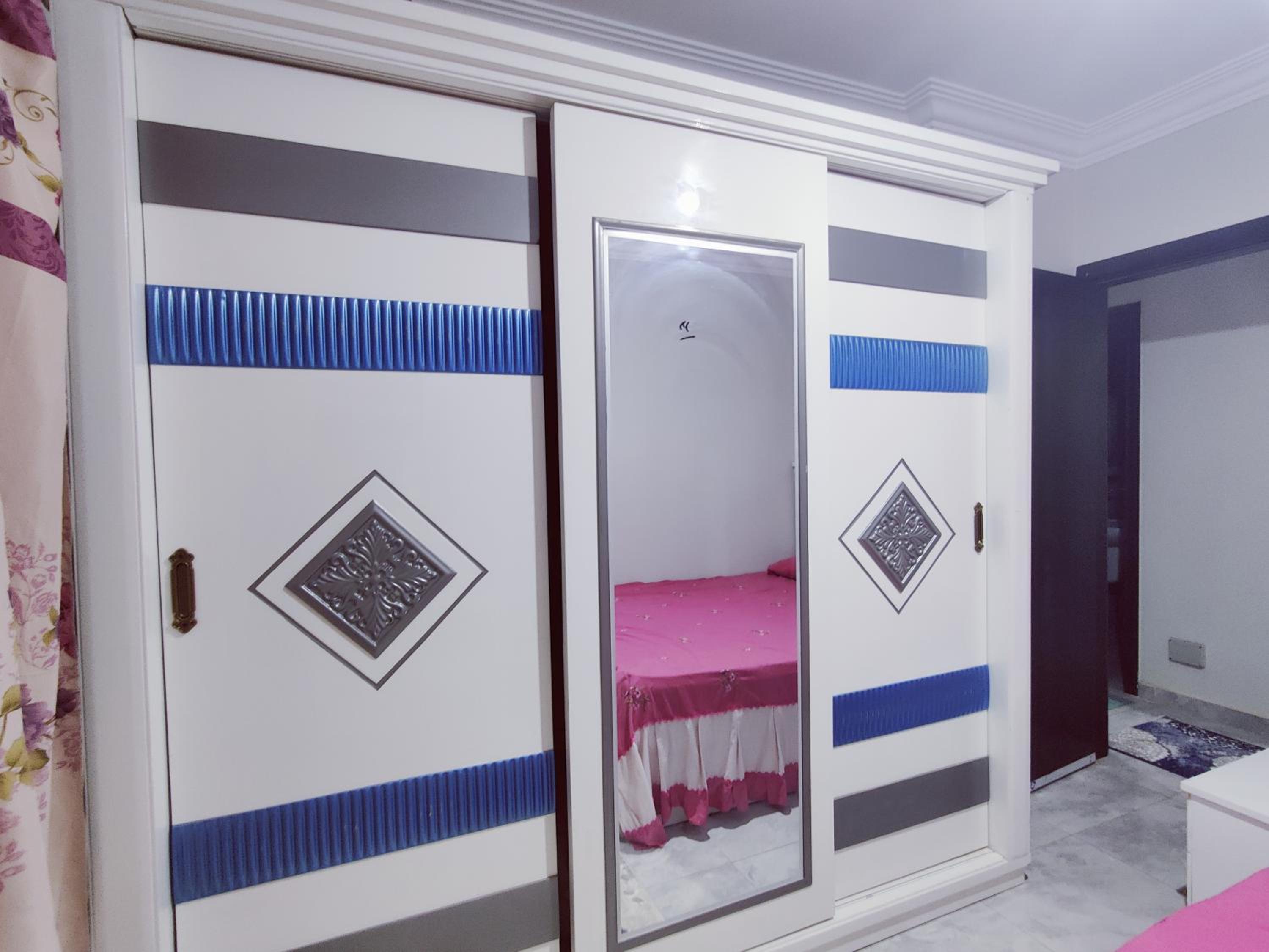 Affordable rooms for ladies and couples