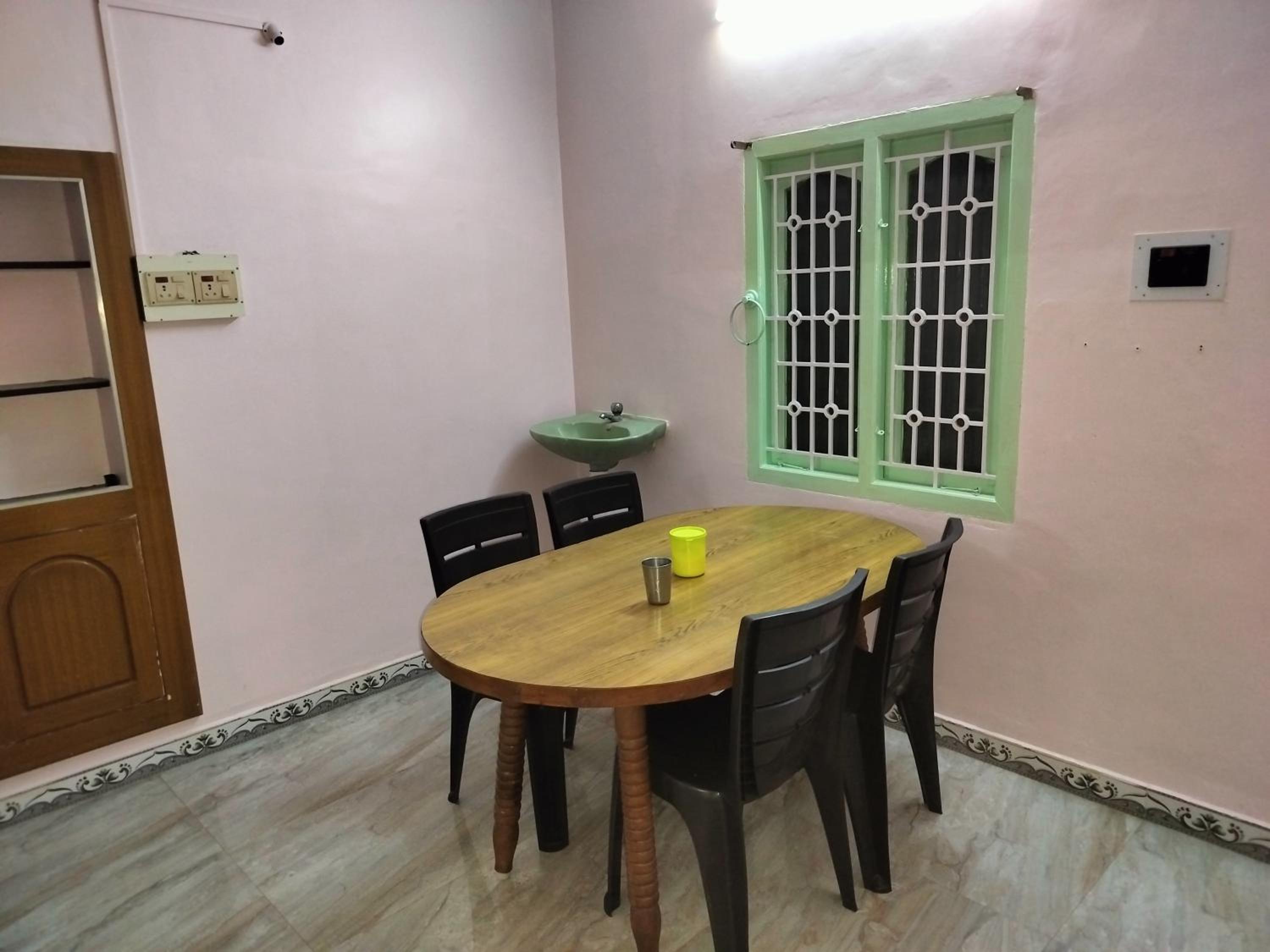 Honeycomb Homestay Ground Floor