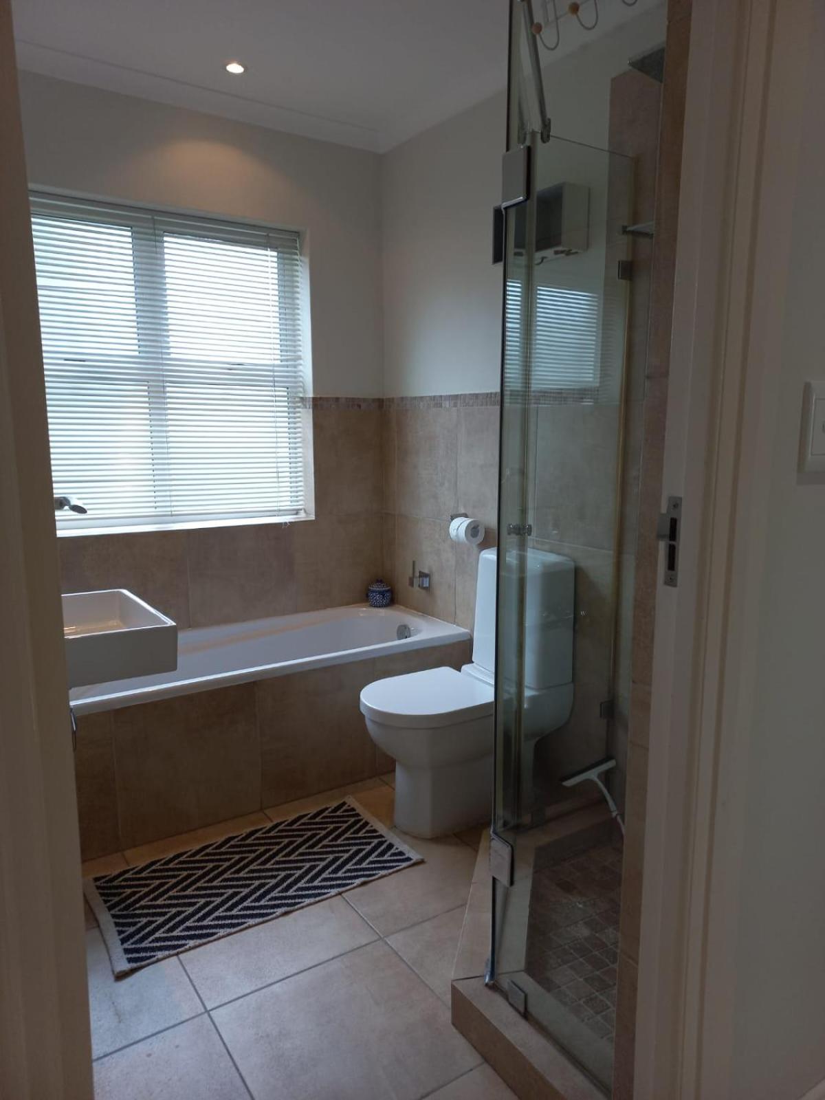 Vida Cottage, Kingswood Golf Estate view 4