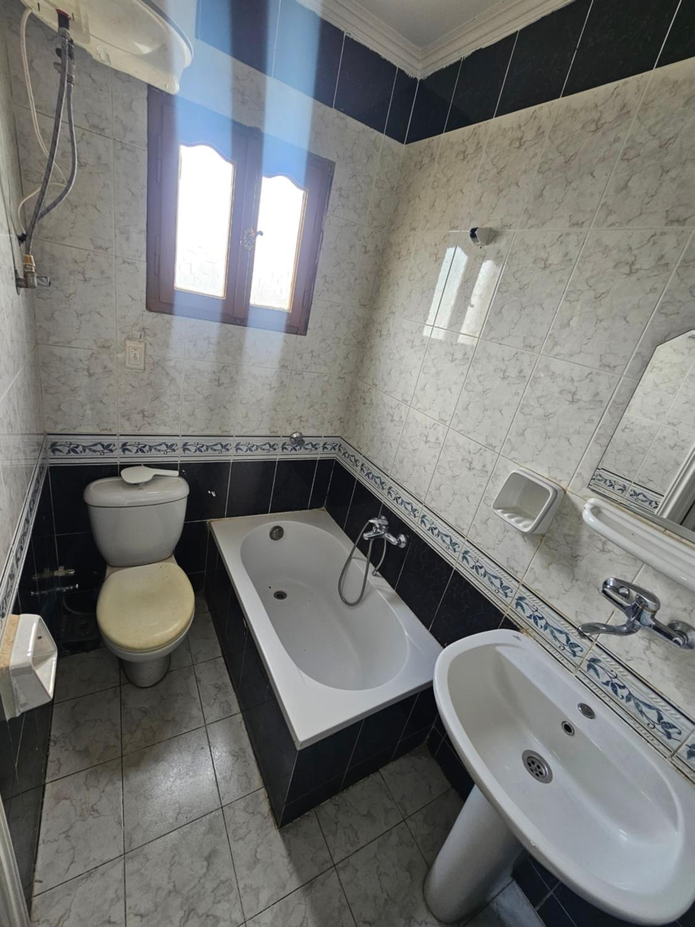 Rasheed International Hotel - Families Only