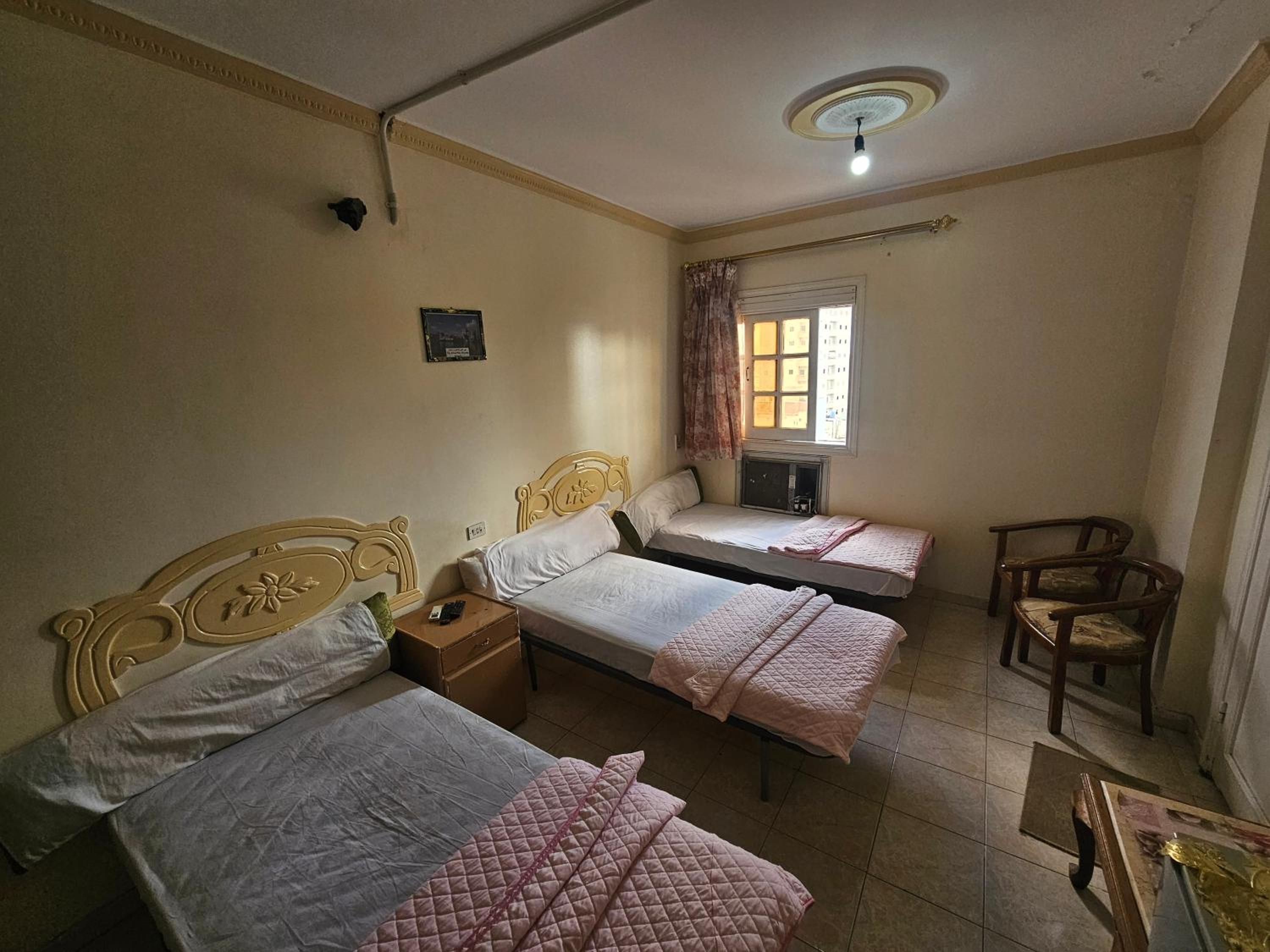 Rasheed International Hotel - Families Only