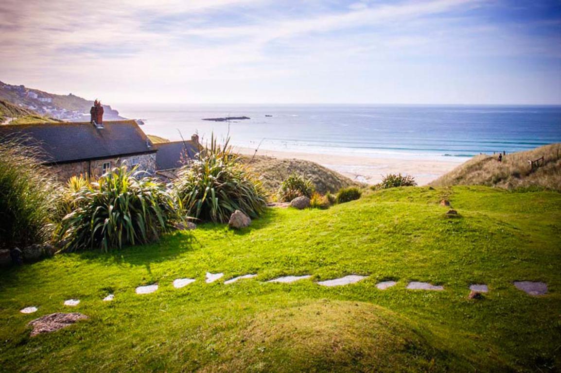 Cats Cradle Beach Cottage in Amazing Location view 5