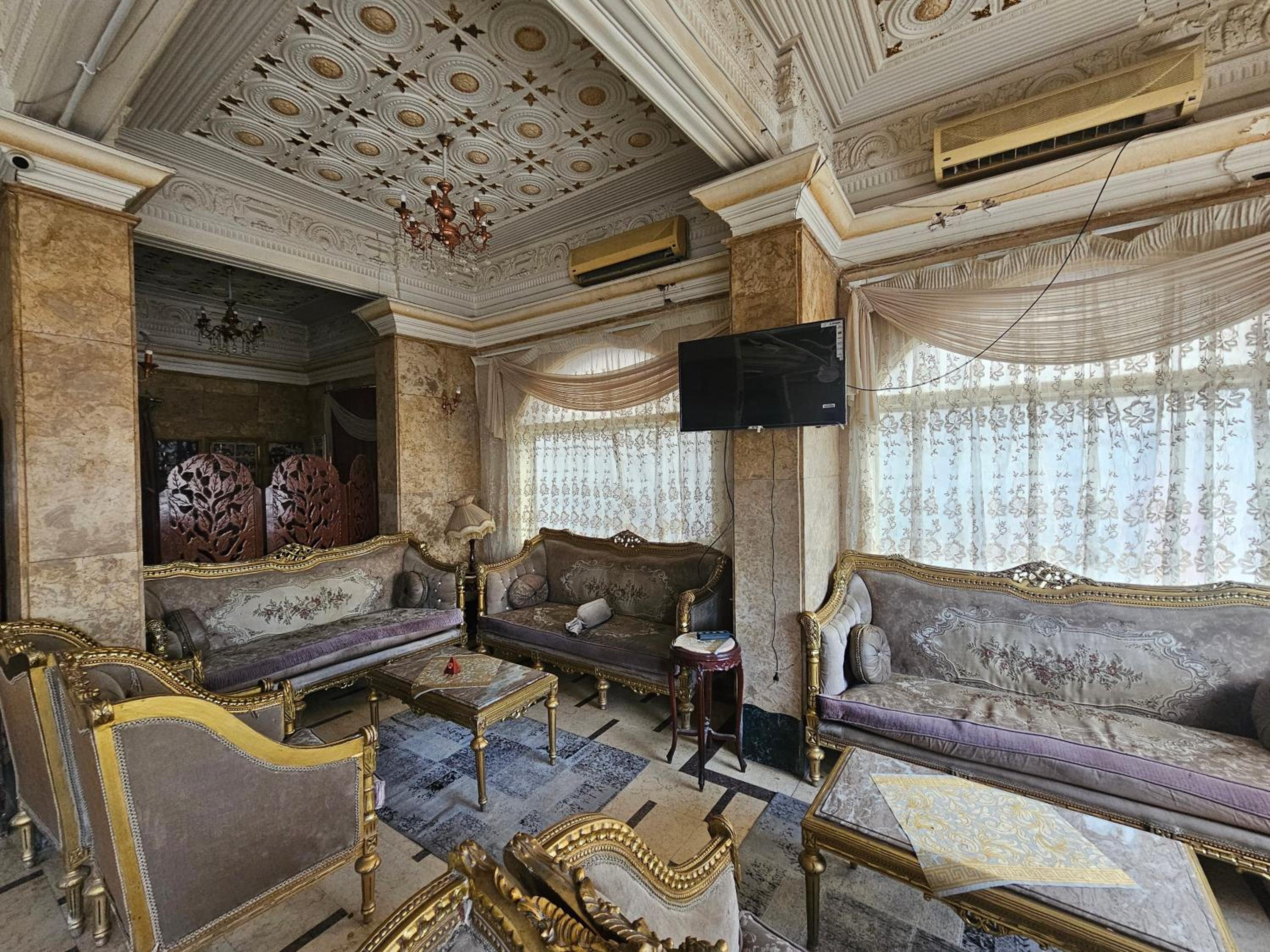 Rasheed International Hotel - Families Only