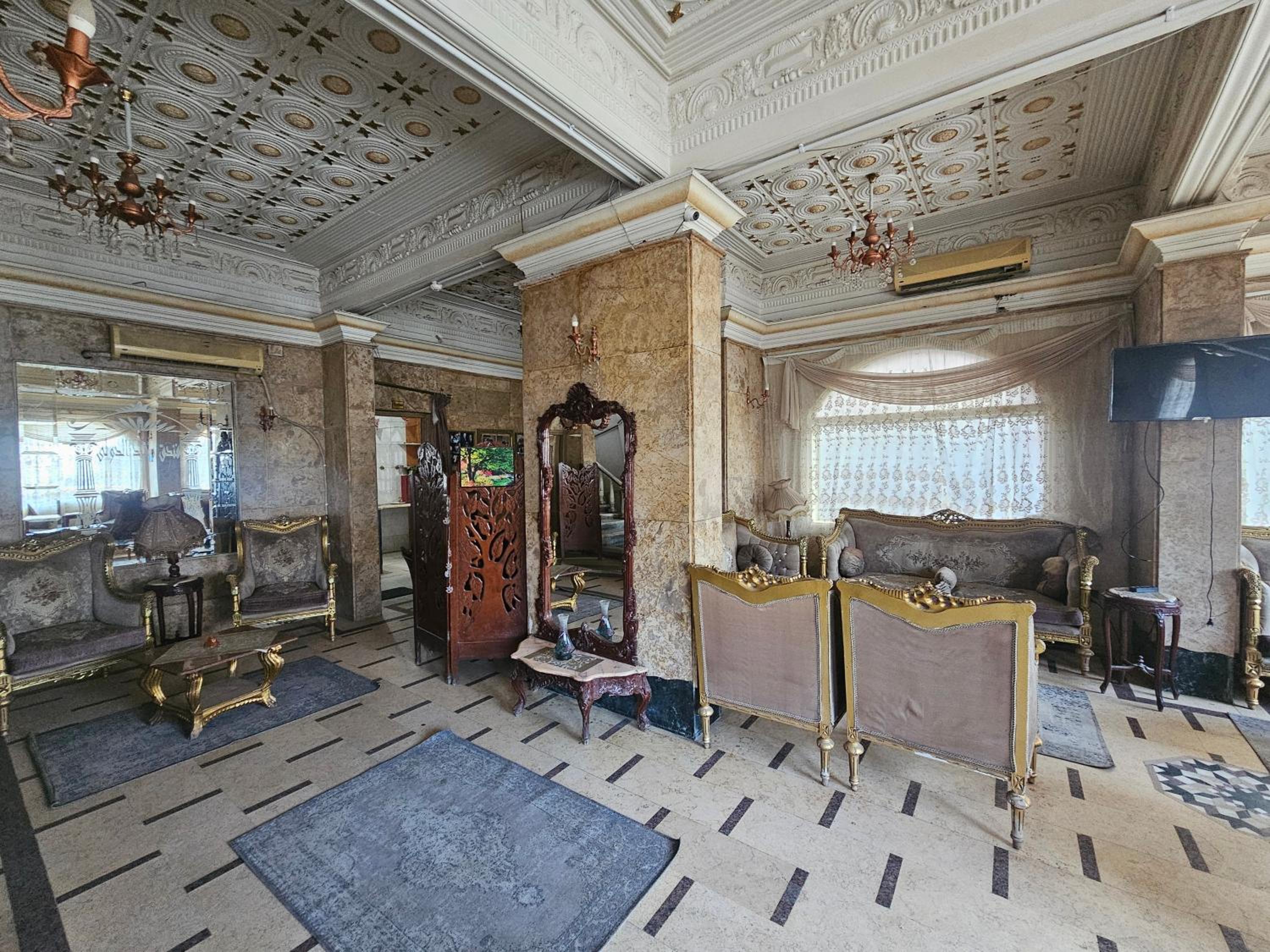 Rasheed International Hotel - Families Only