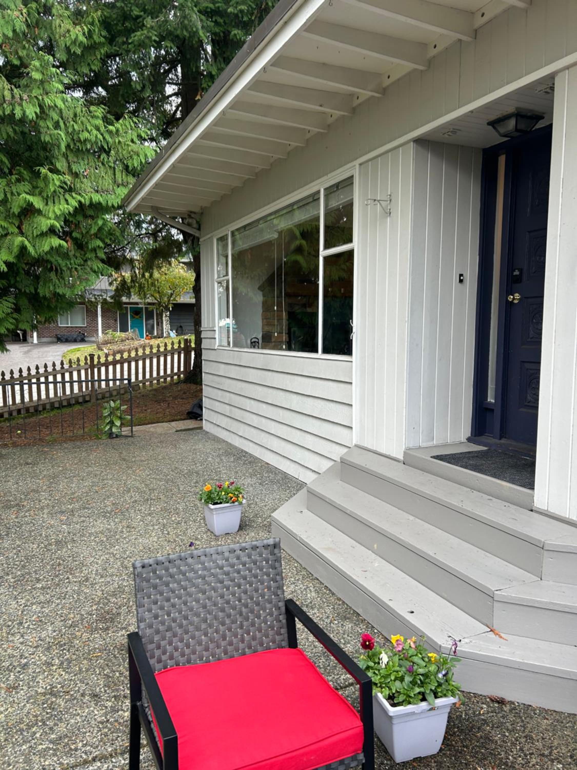 Cozy home near Grand Blvd Park
