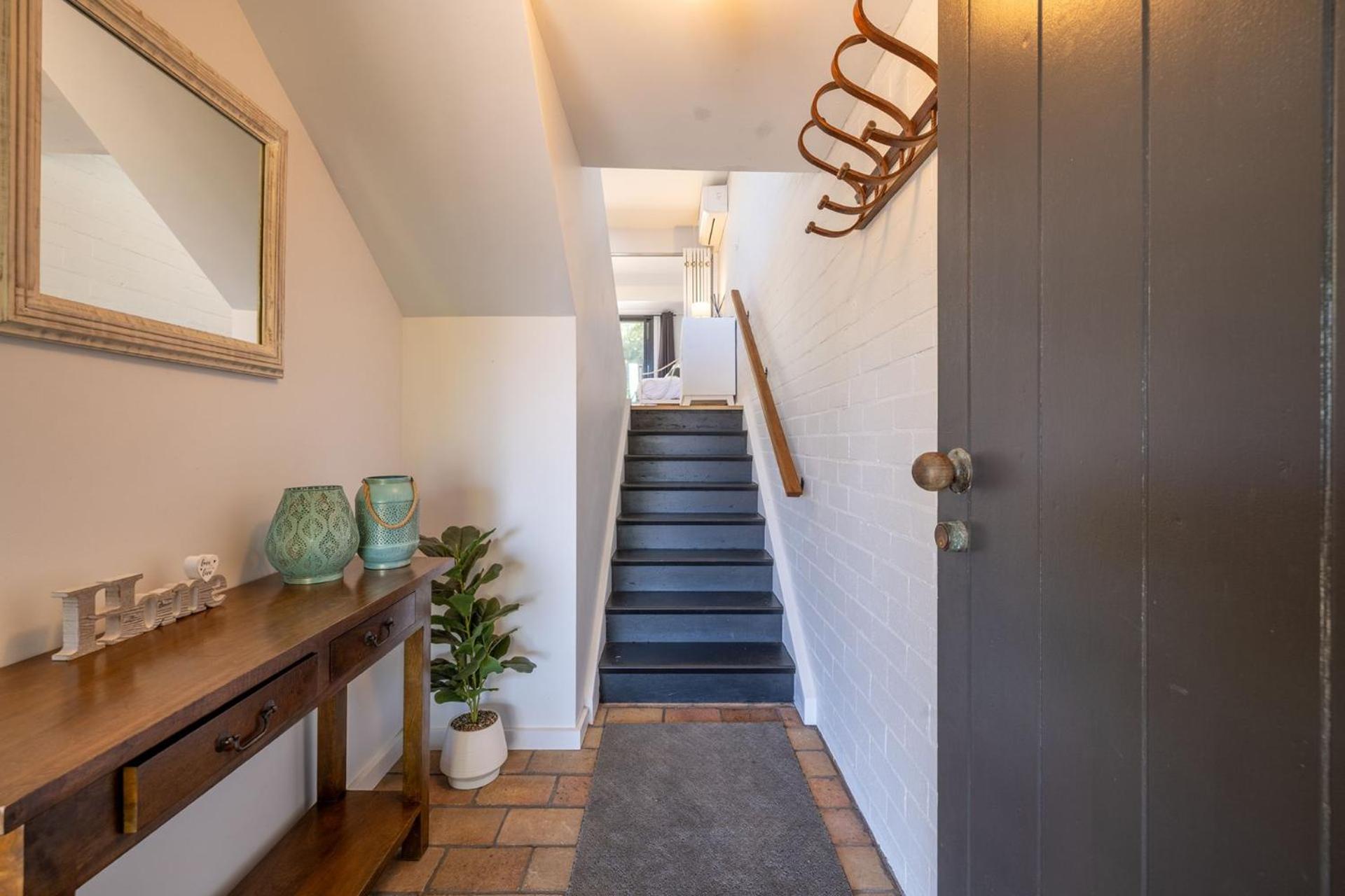 The Palms, 9 Pantowora Street