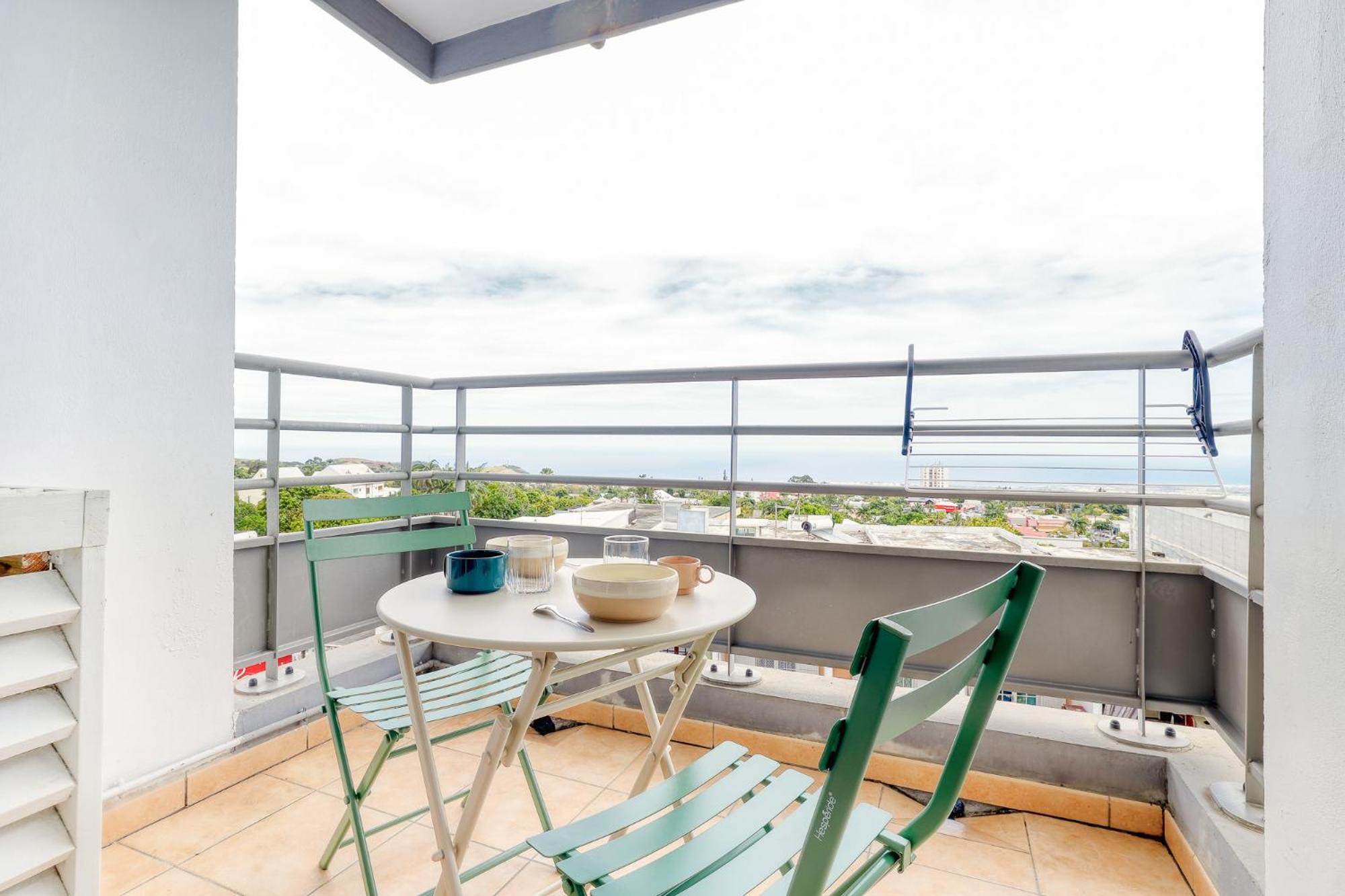 Appartement T2 Tampon centre view 5