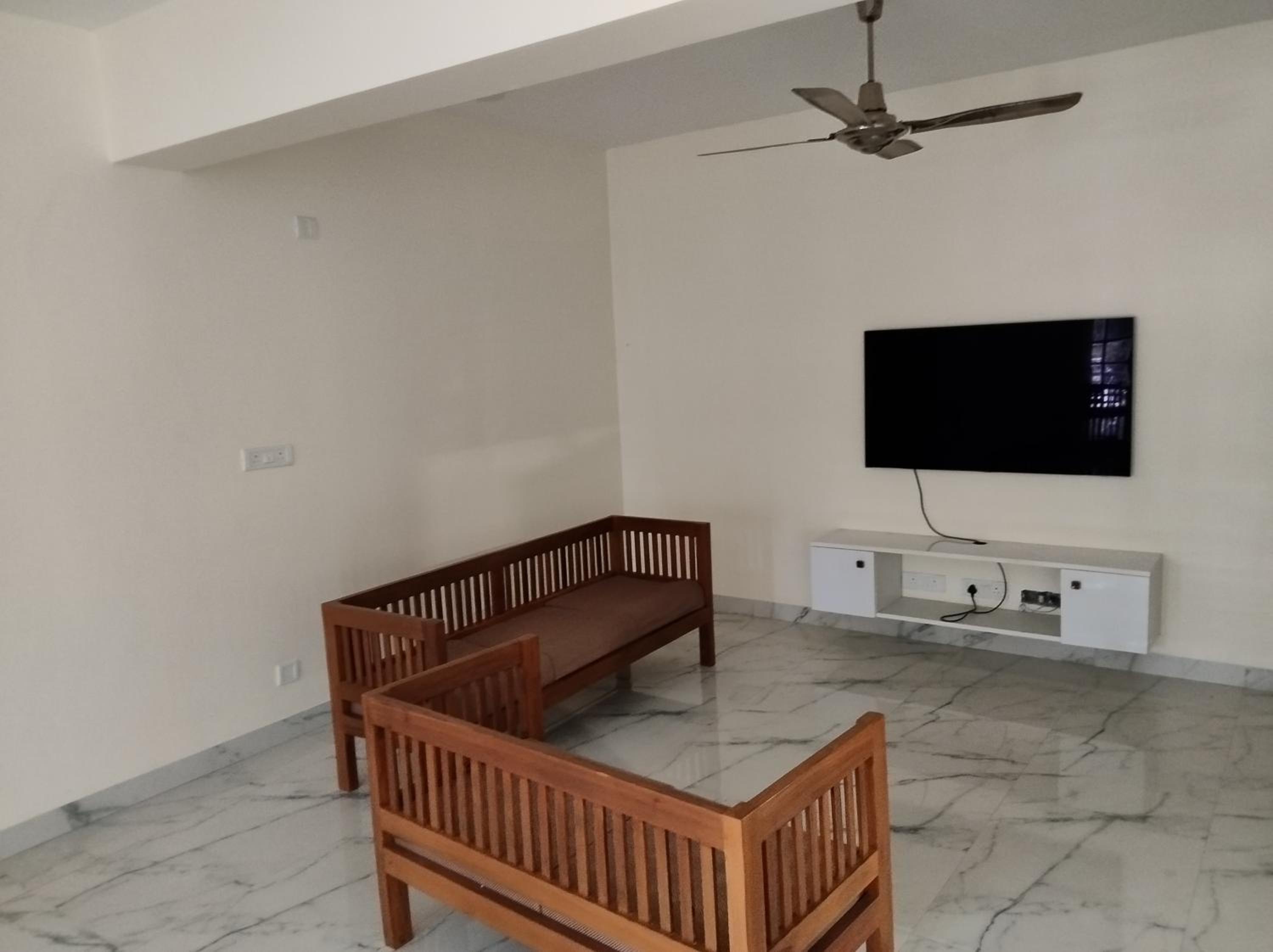 Aura Homes