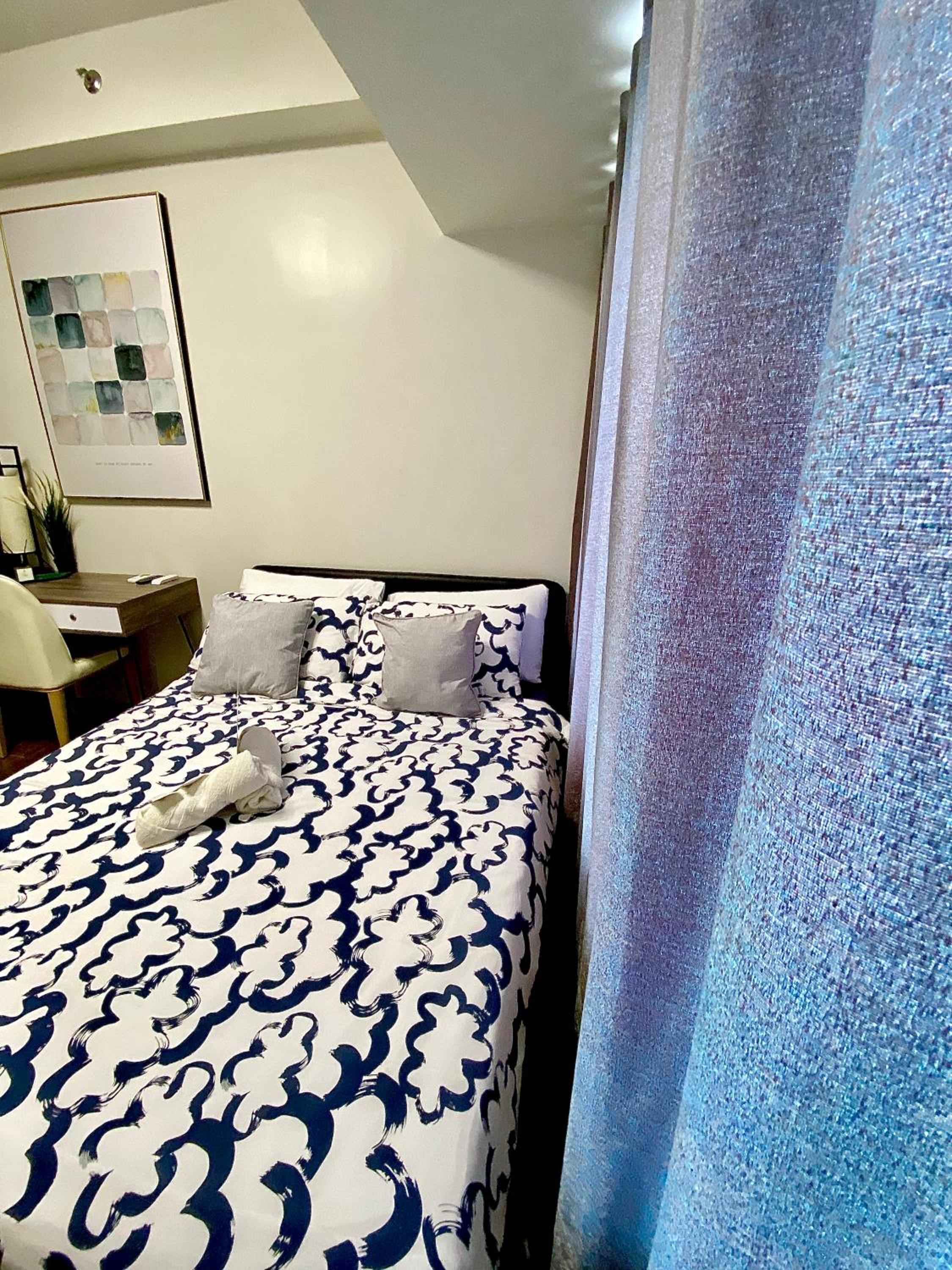 Ikigai Charlie Makati Condo Premium Comfort & Luxury
