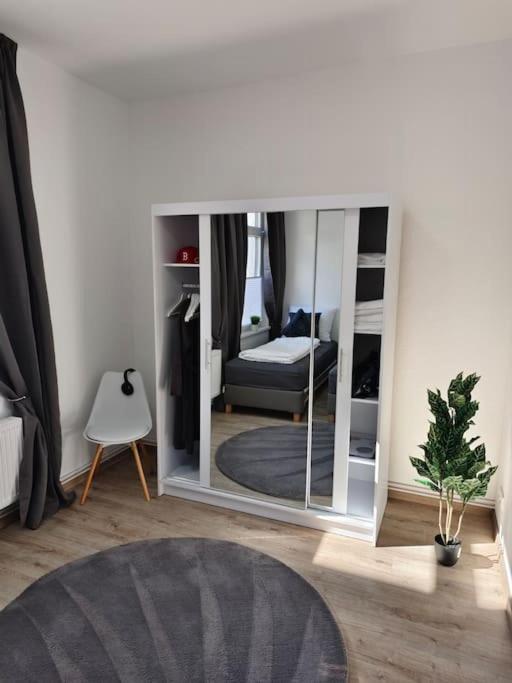 Halbes Apartment Wismar Altstadt King Bed