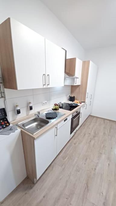 Halbes Apartment Wismar Altstadt King Bed