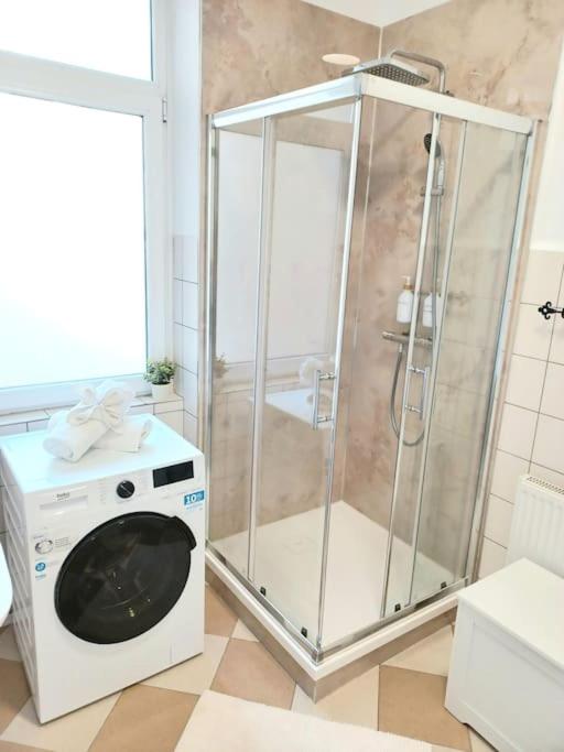 Halbes Apartment Wismar Altstadt King Bed