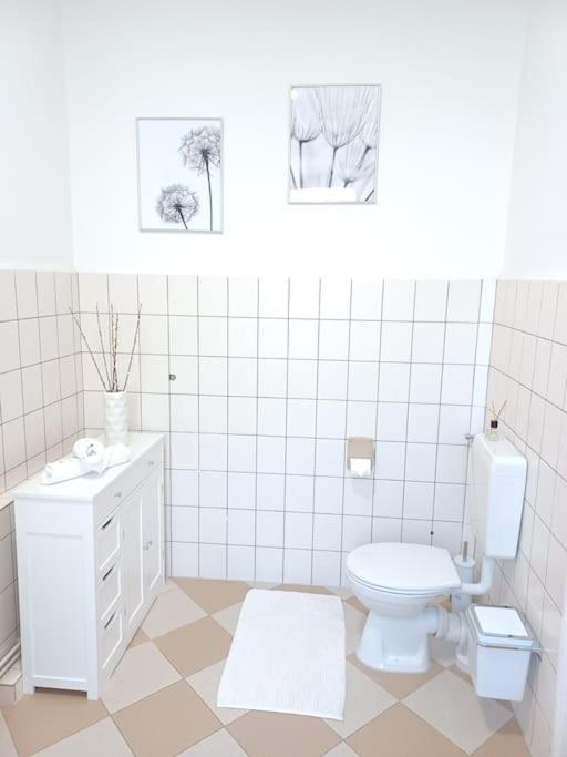 Halbes Apartment Wismar Altstadt King Bed