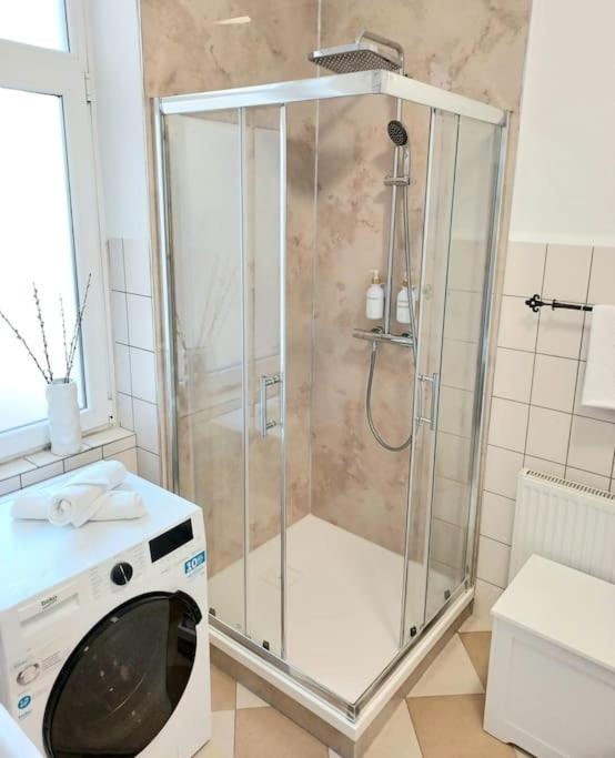 Halbes Apartment Wismar Altstadt King Bed