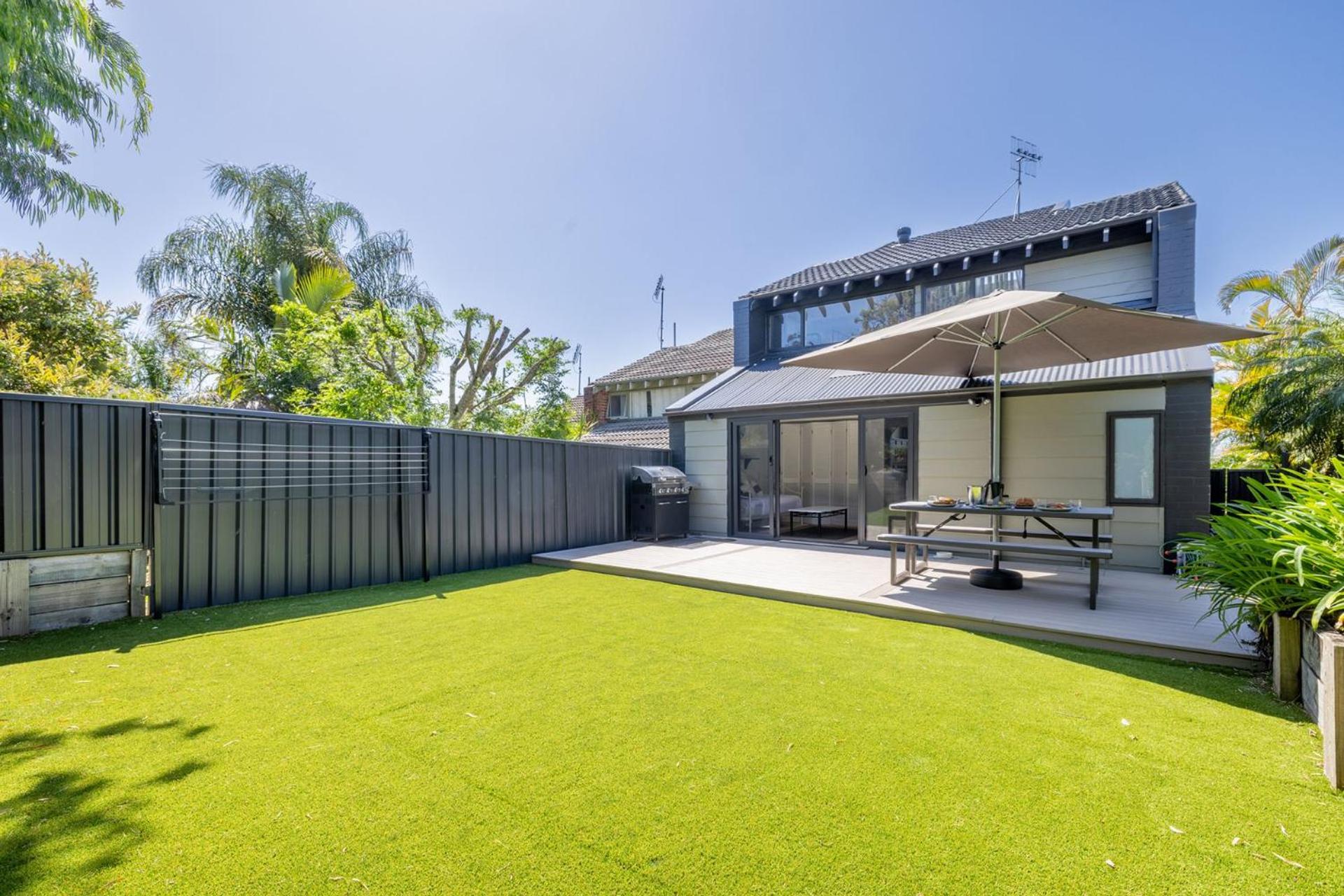The Palms, 9 Pantowora Street