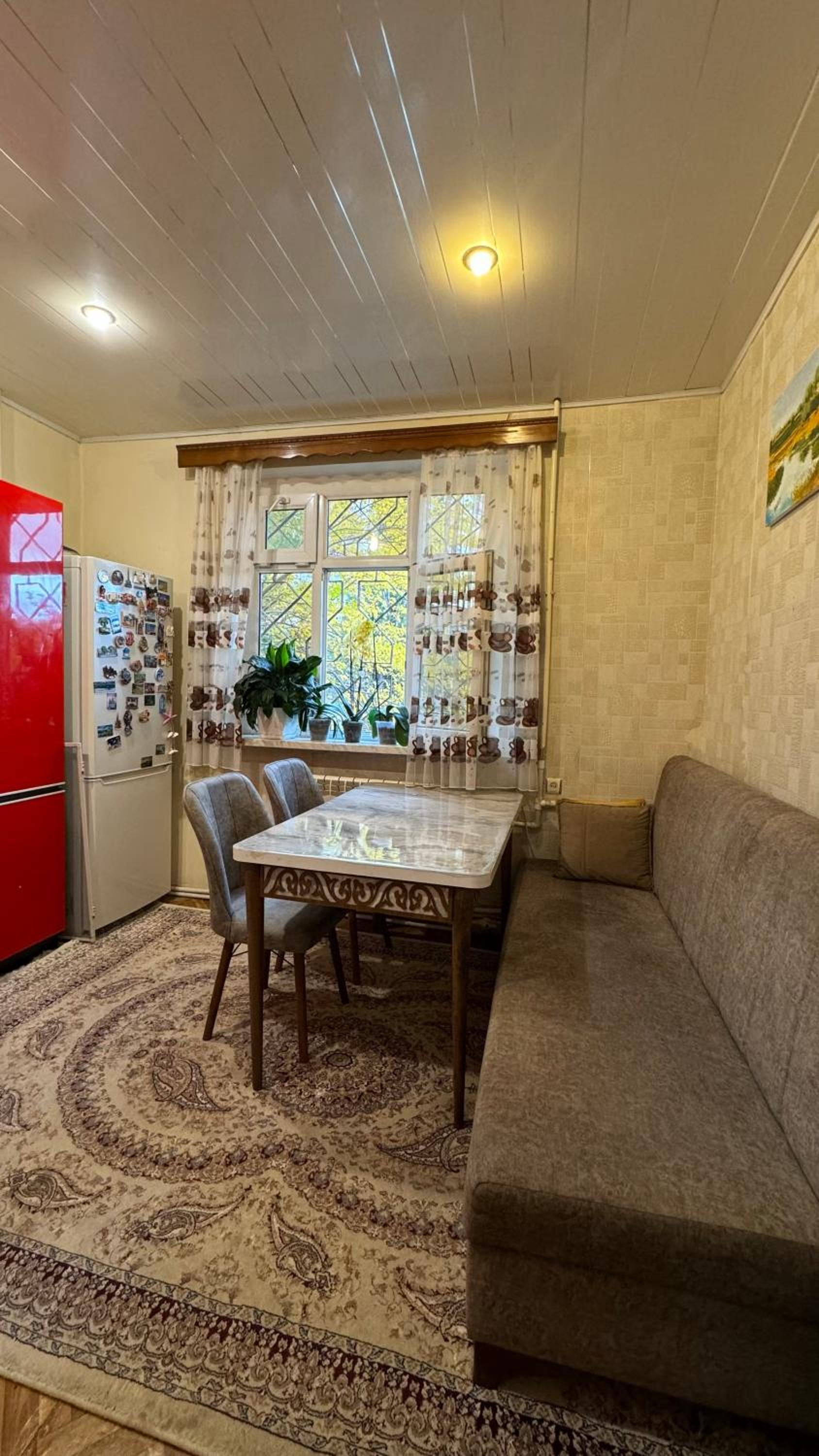 Sweet Apartament near Metro Cop 29