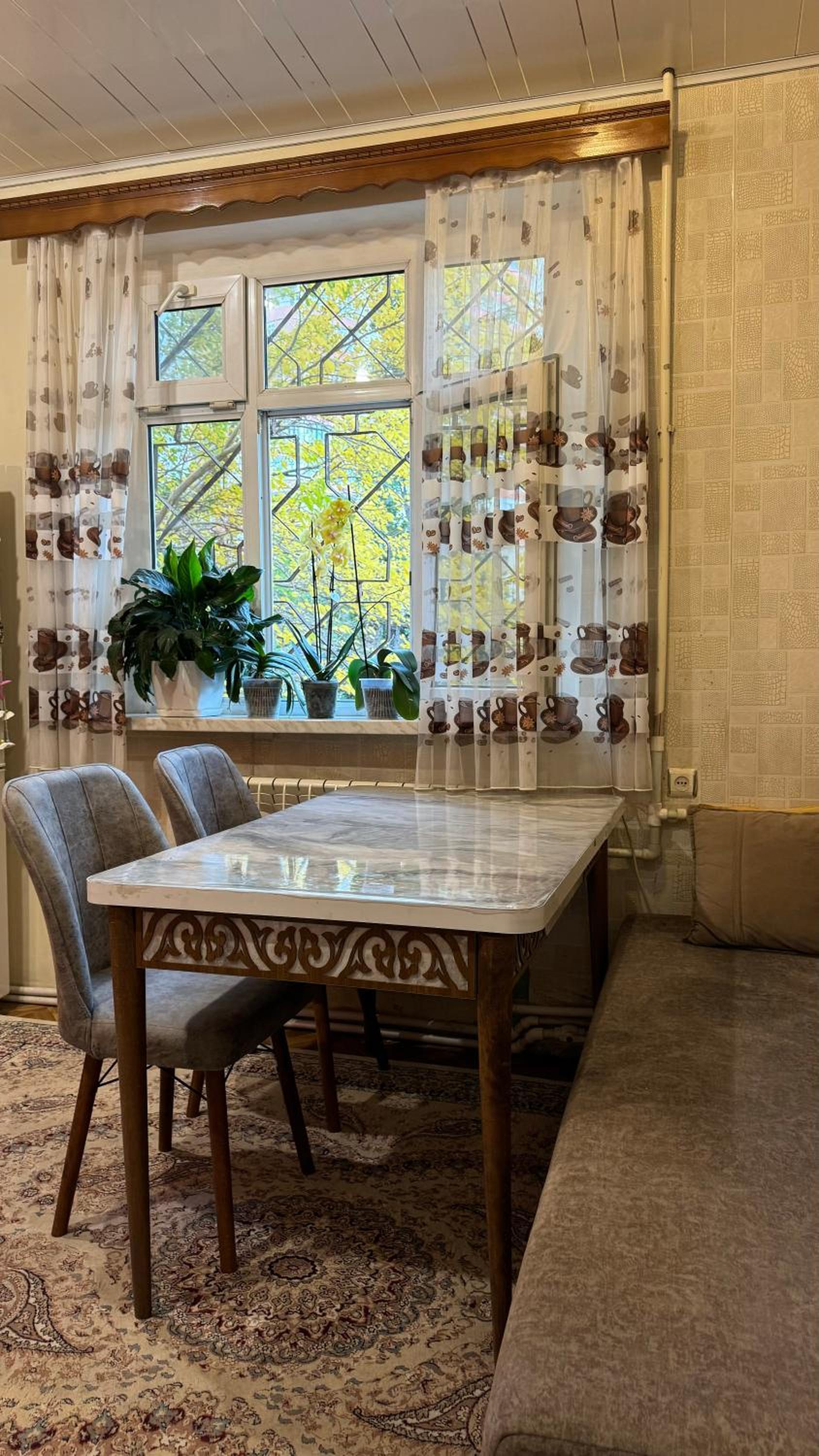 Sweet Apartament near Metro Cop 29