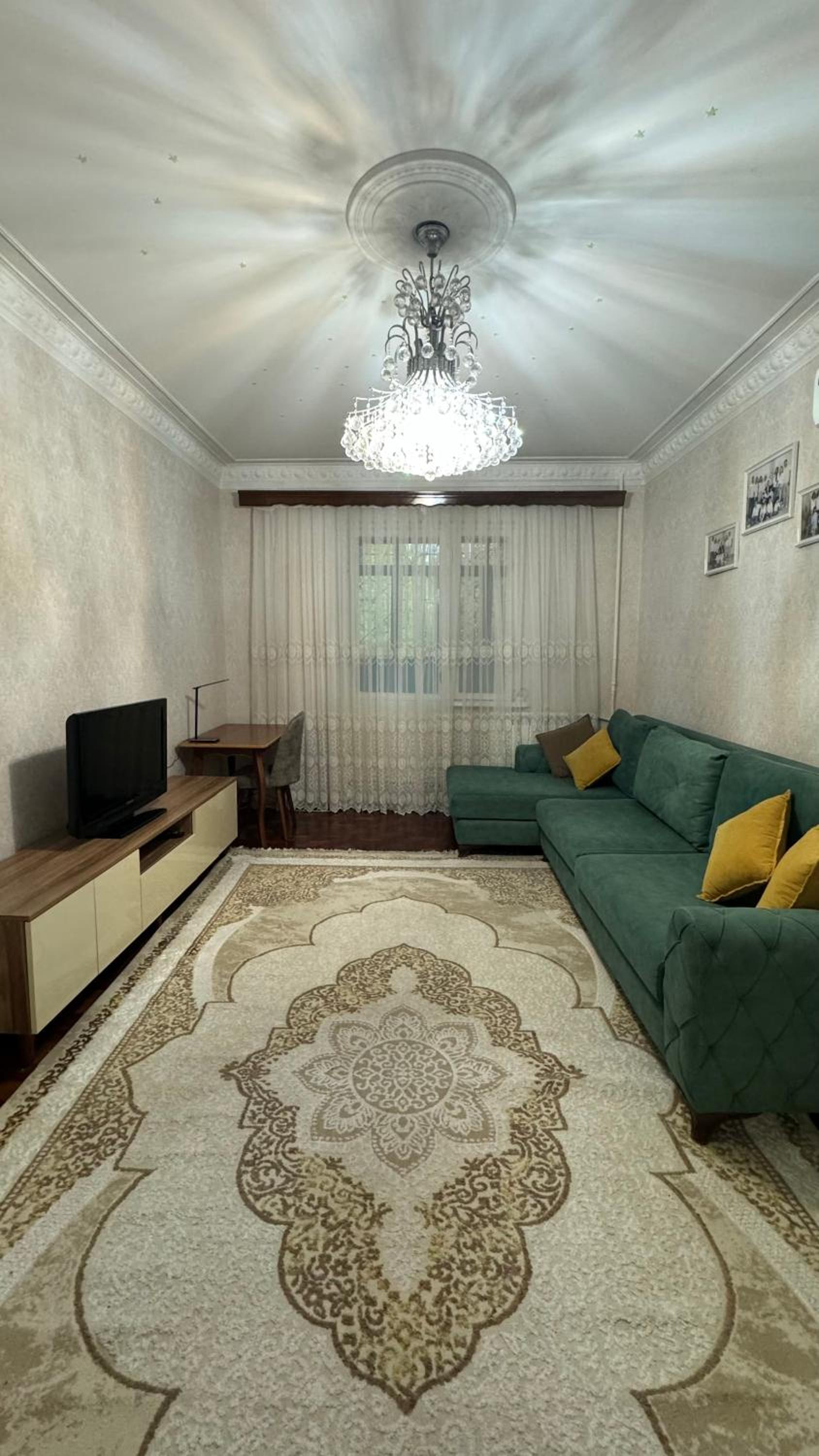 Sweet Apartament near Metro Cop 29